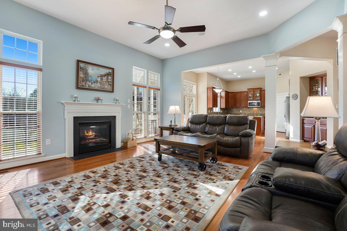 BOWEN MANOR - Residential