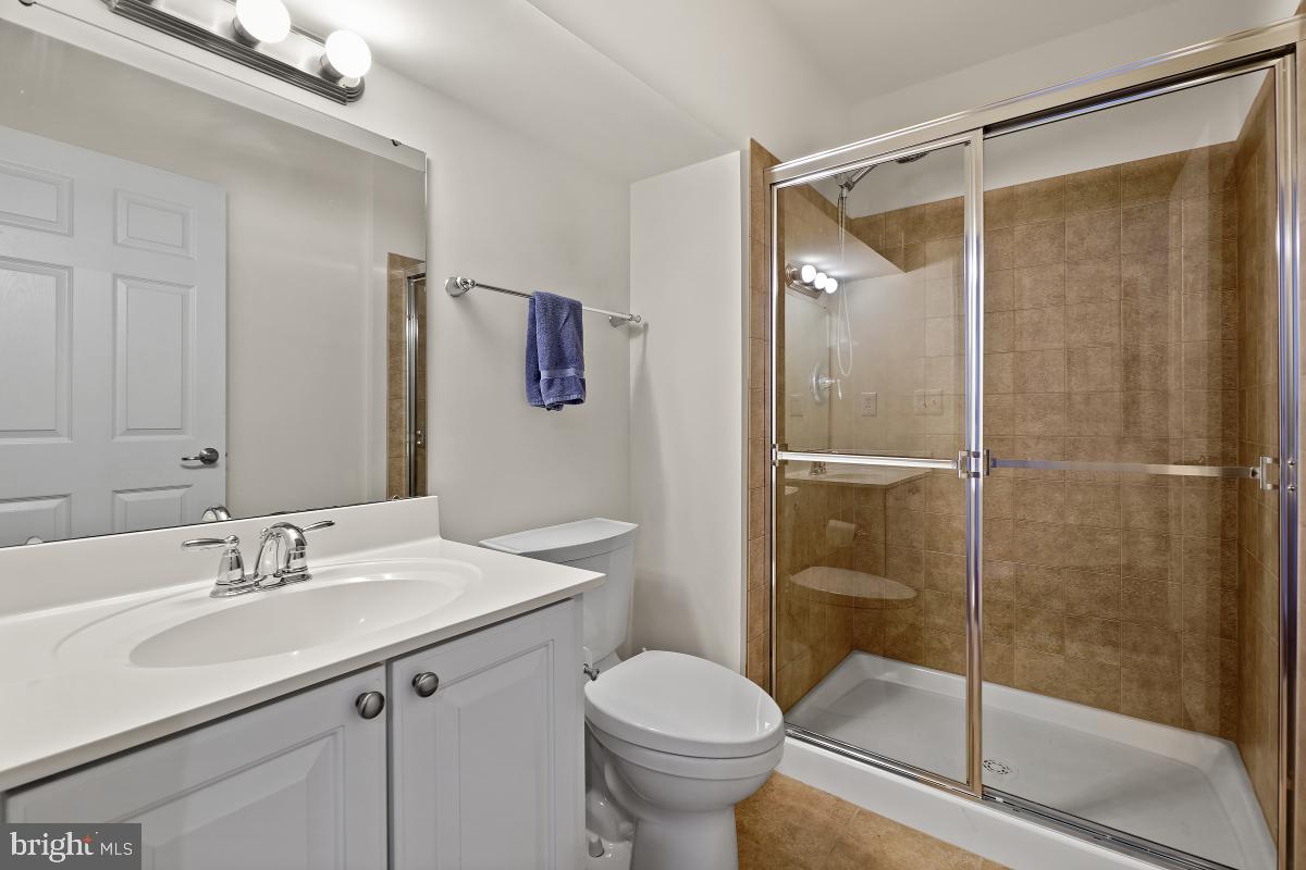 BOWEN MANOR - Residential