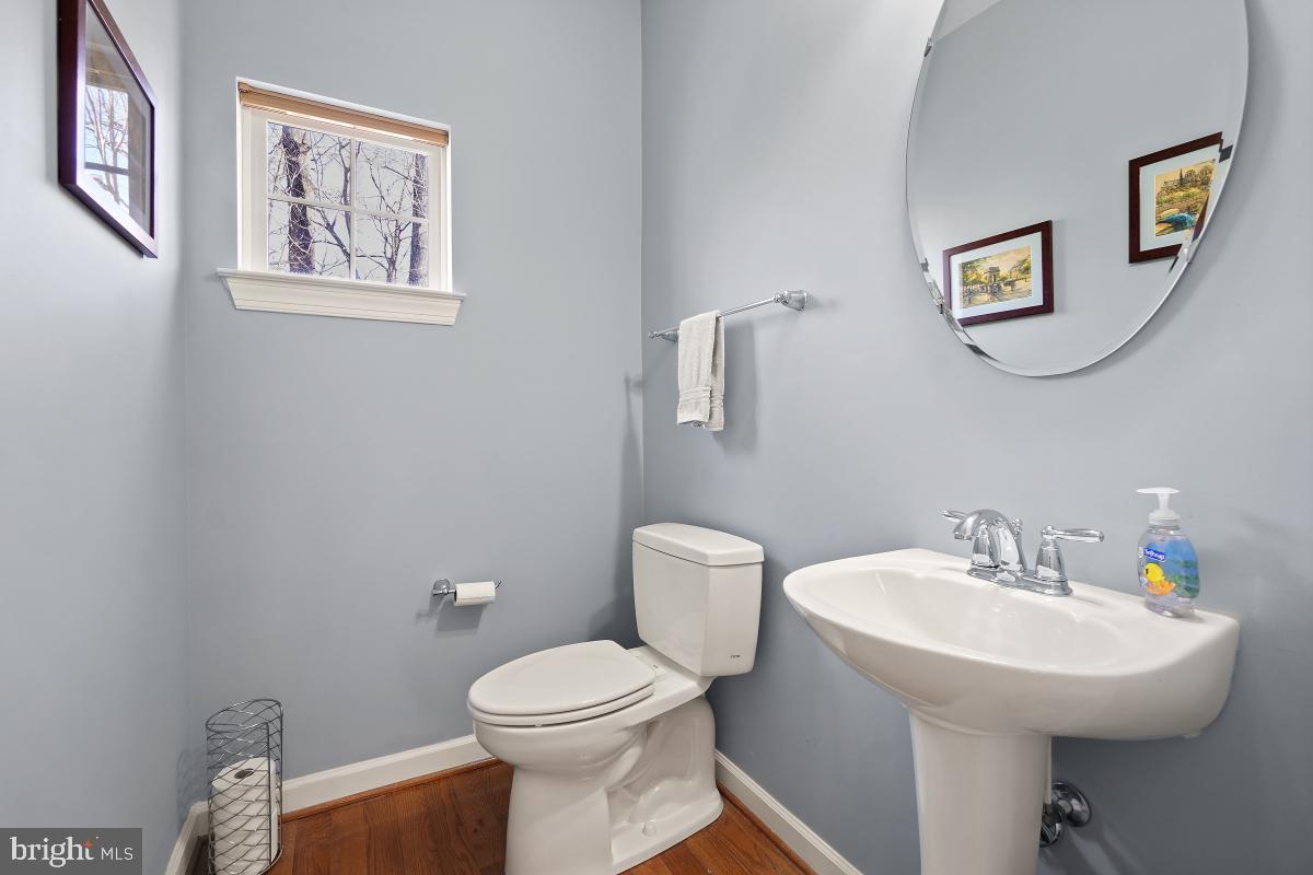 BOWEN MANOR - Residential