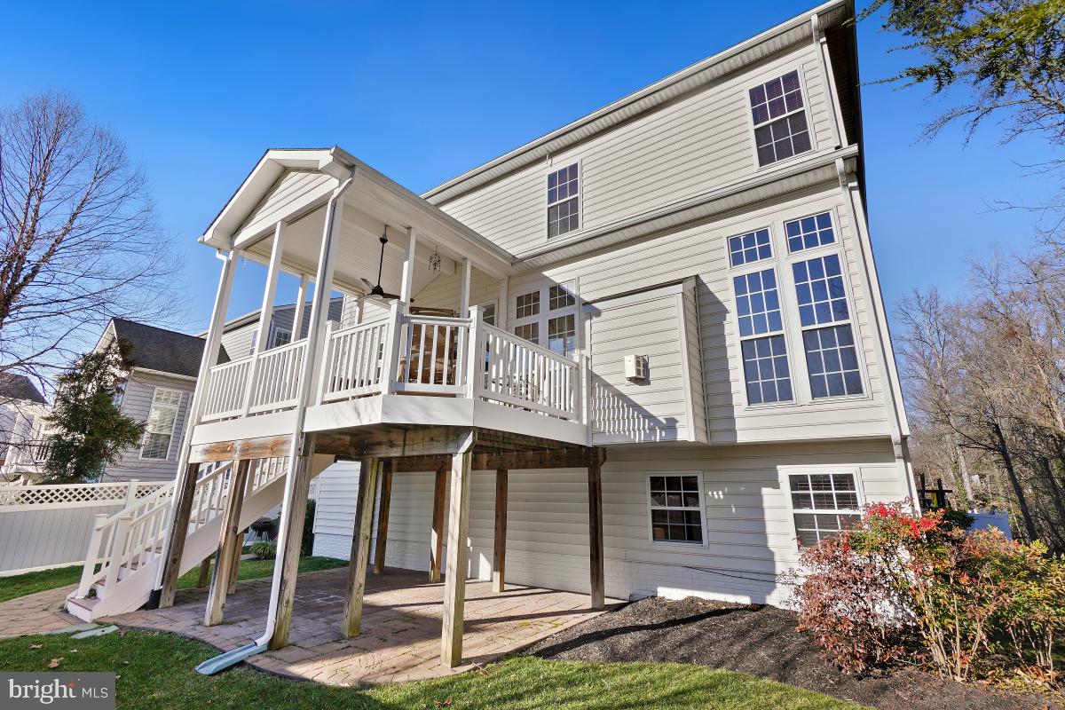 BOWEN MANOR - Residential