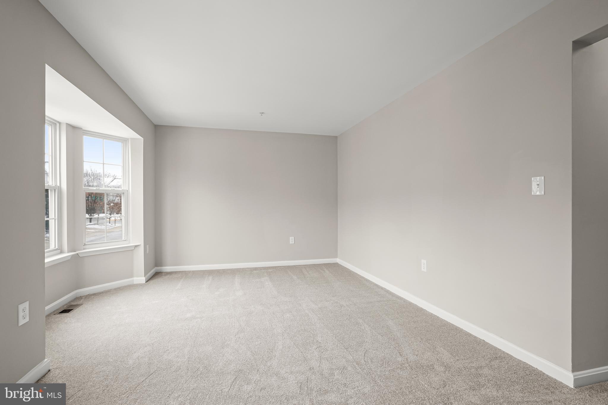 TEMPLE PLAZA - Residential