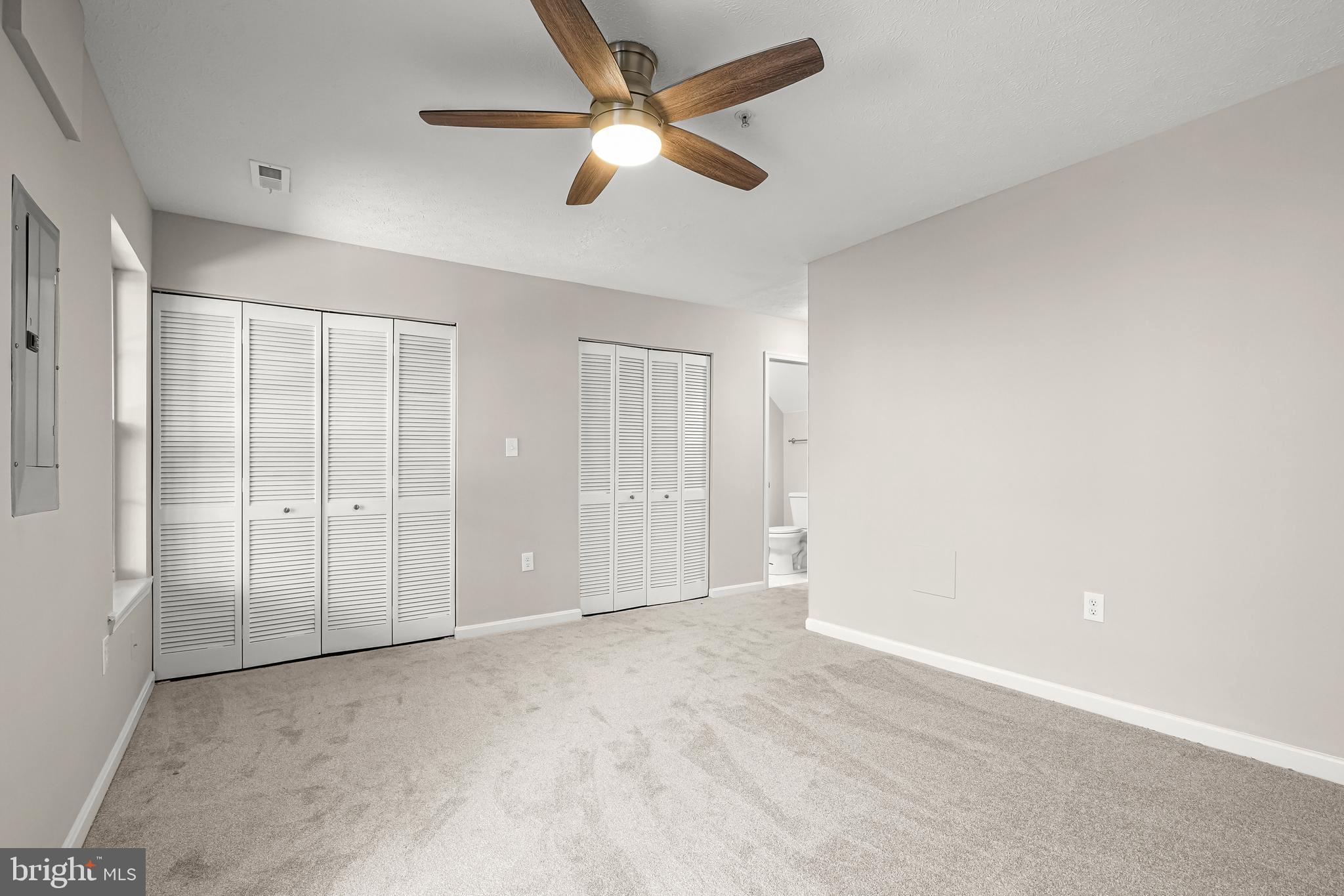 TEMPLE PLAZA - Residential