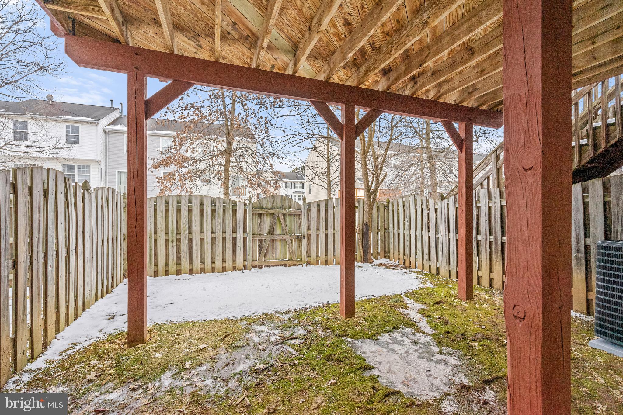 TEMPLE PLAZA - Residential