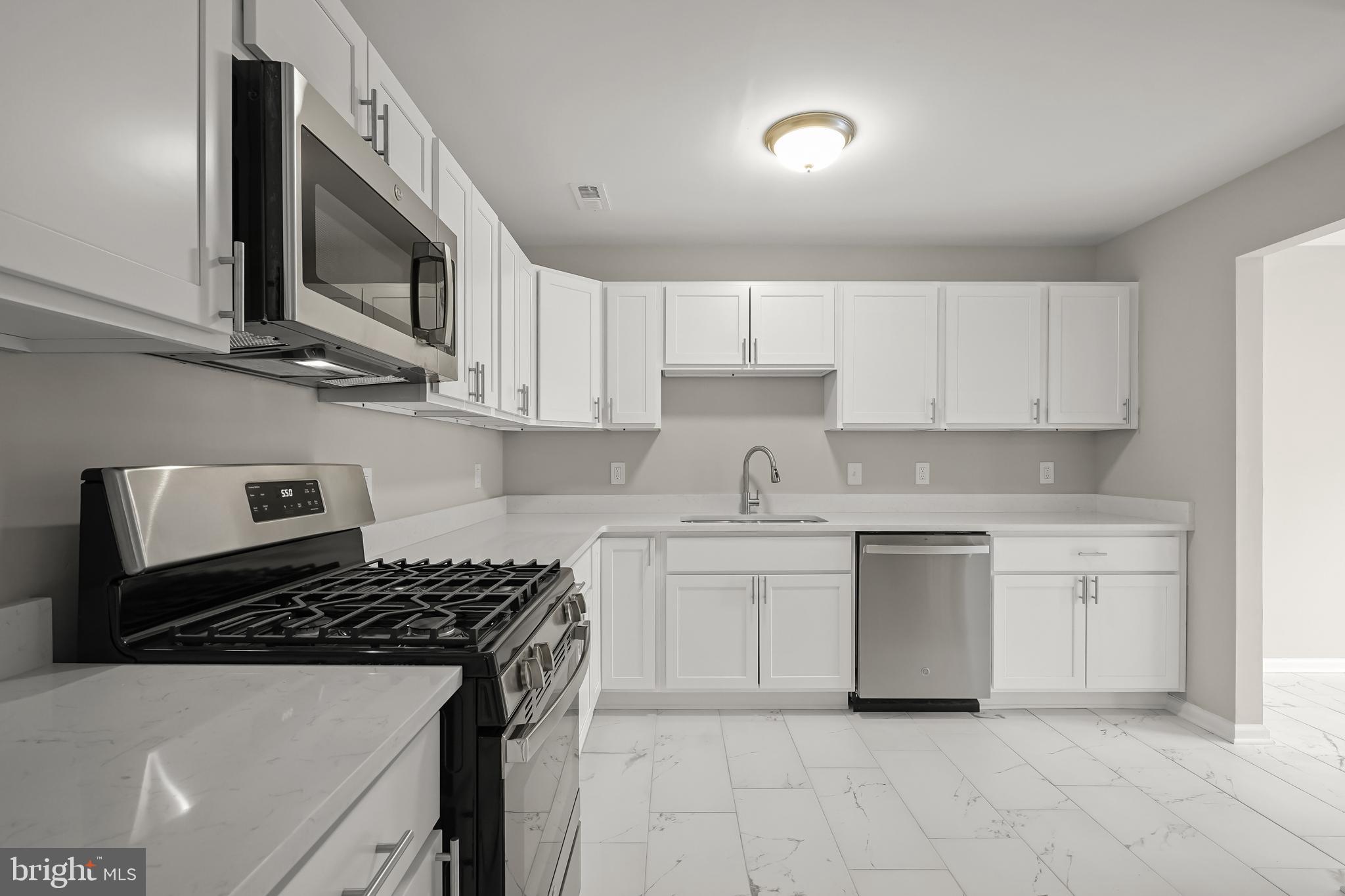 TEMPLE PLAZA - Residential