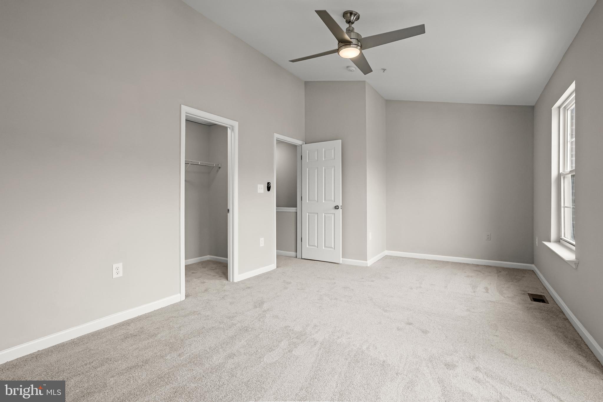 TEMPLE PLAZA - Residential