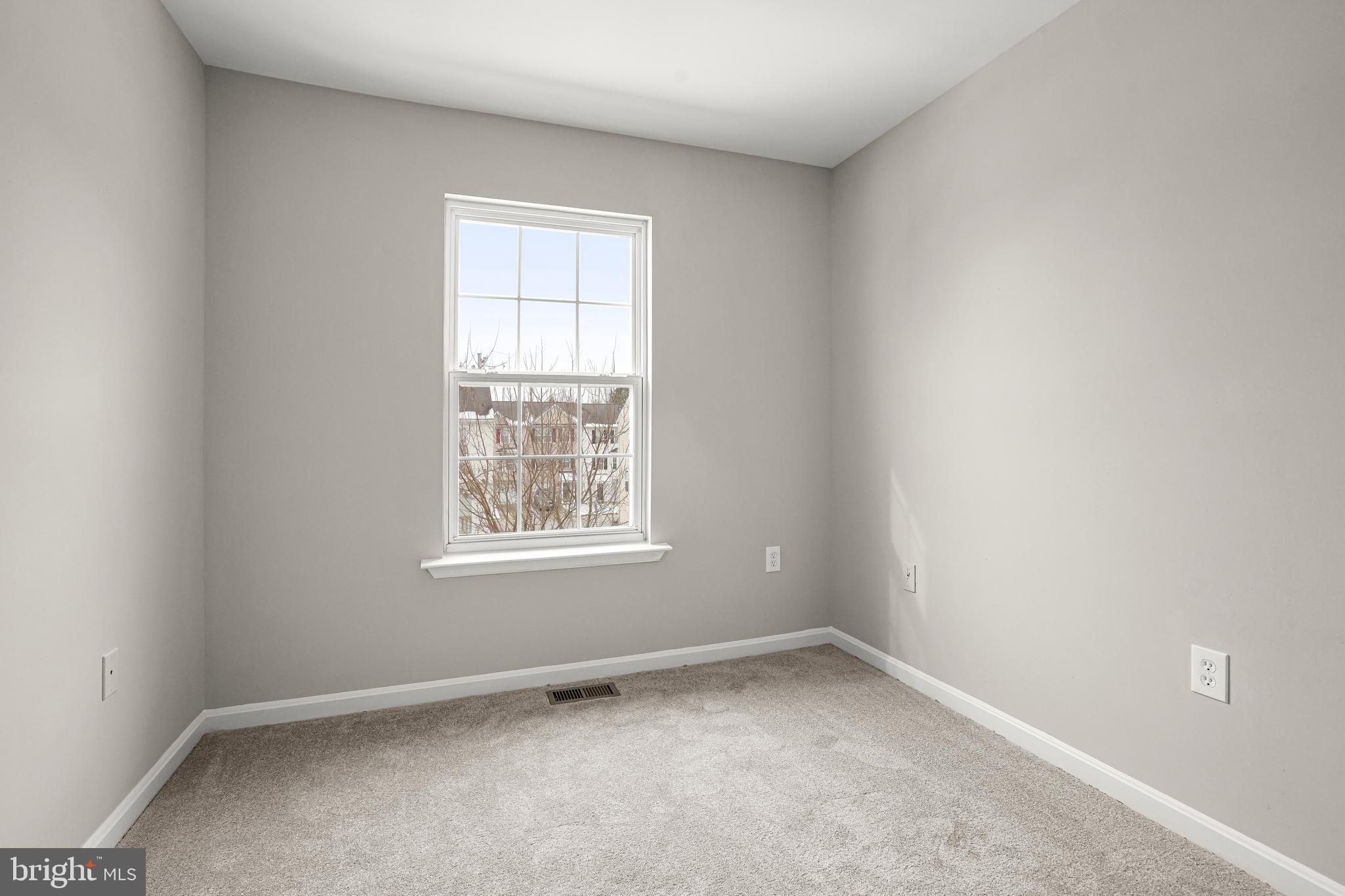 TEMPLE PLAZA - Residential