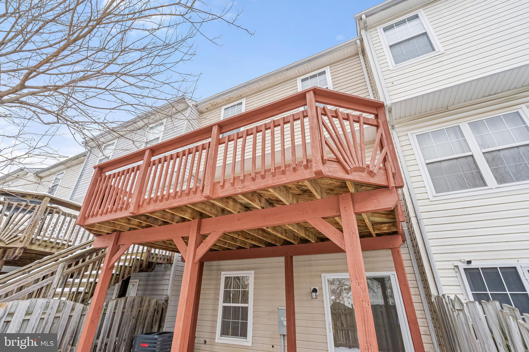 TEMPLE PLAZA - Residential