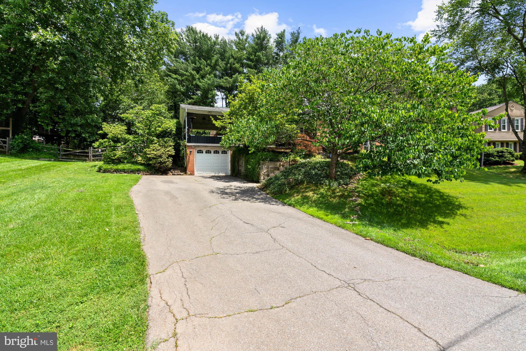 14817 LAKE TERRACE