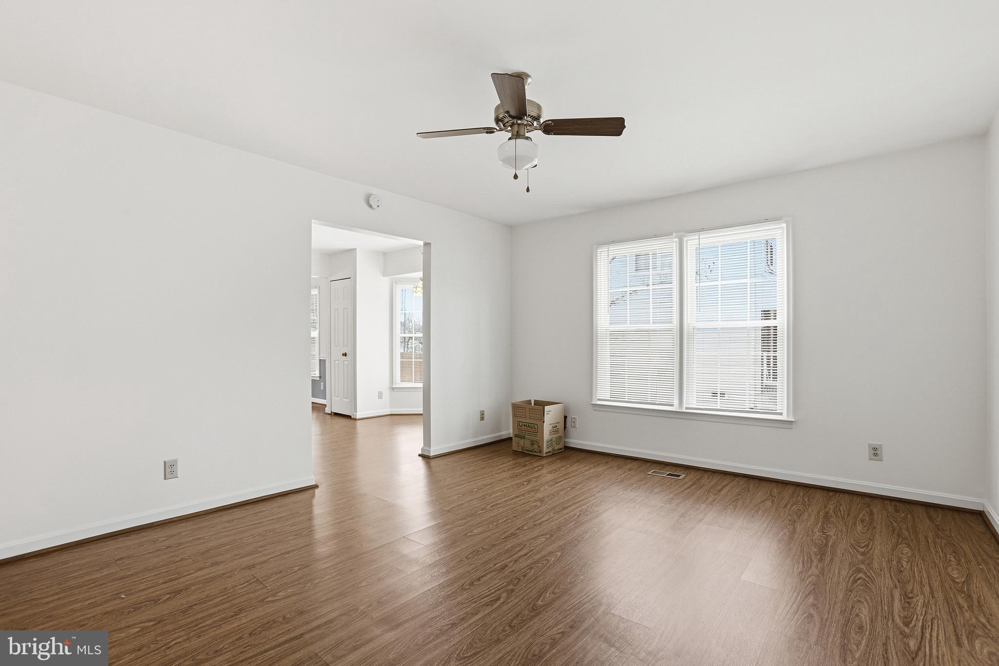 QUEEN'S MILL - Residential