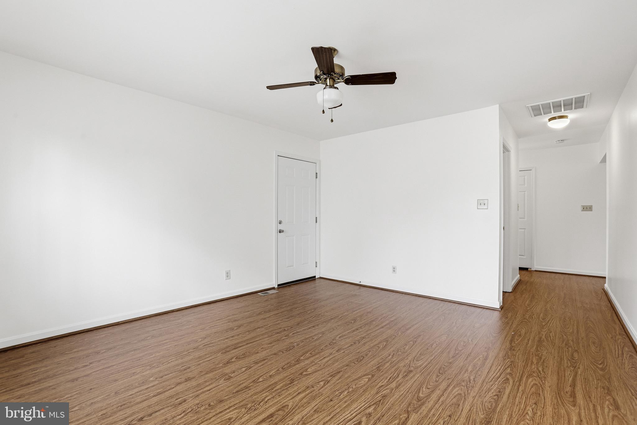 QUEEN'S MILL - Residential