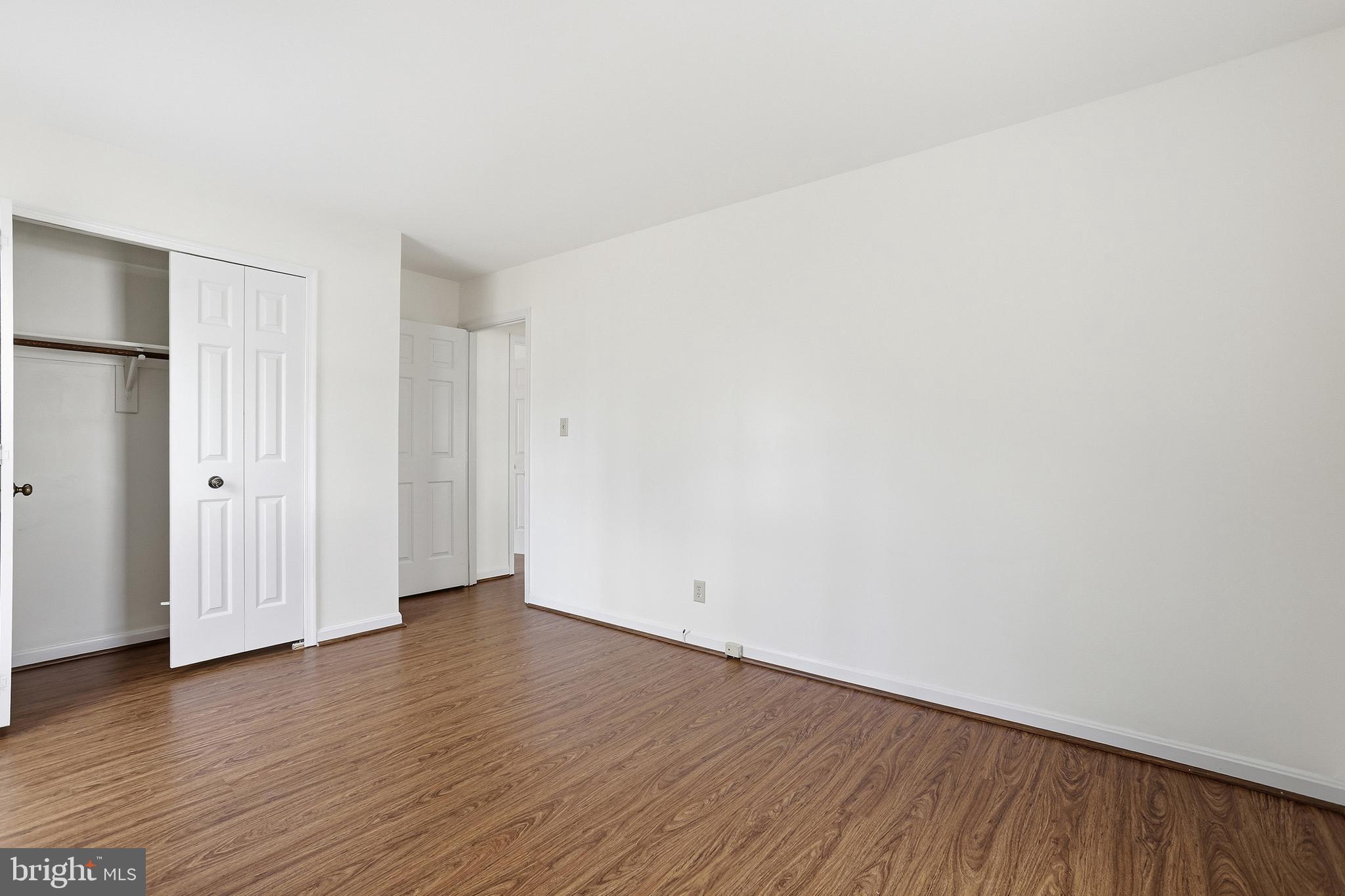 QUEEN'S MILL - Residential