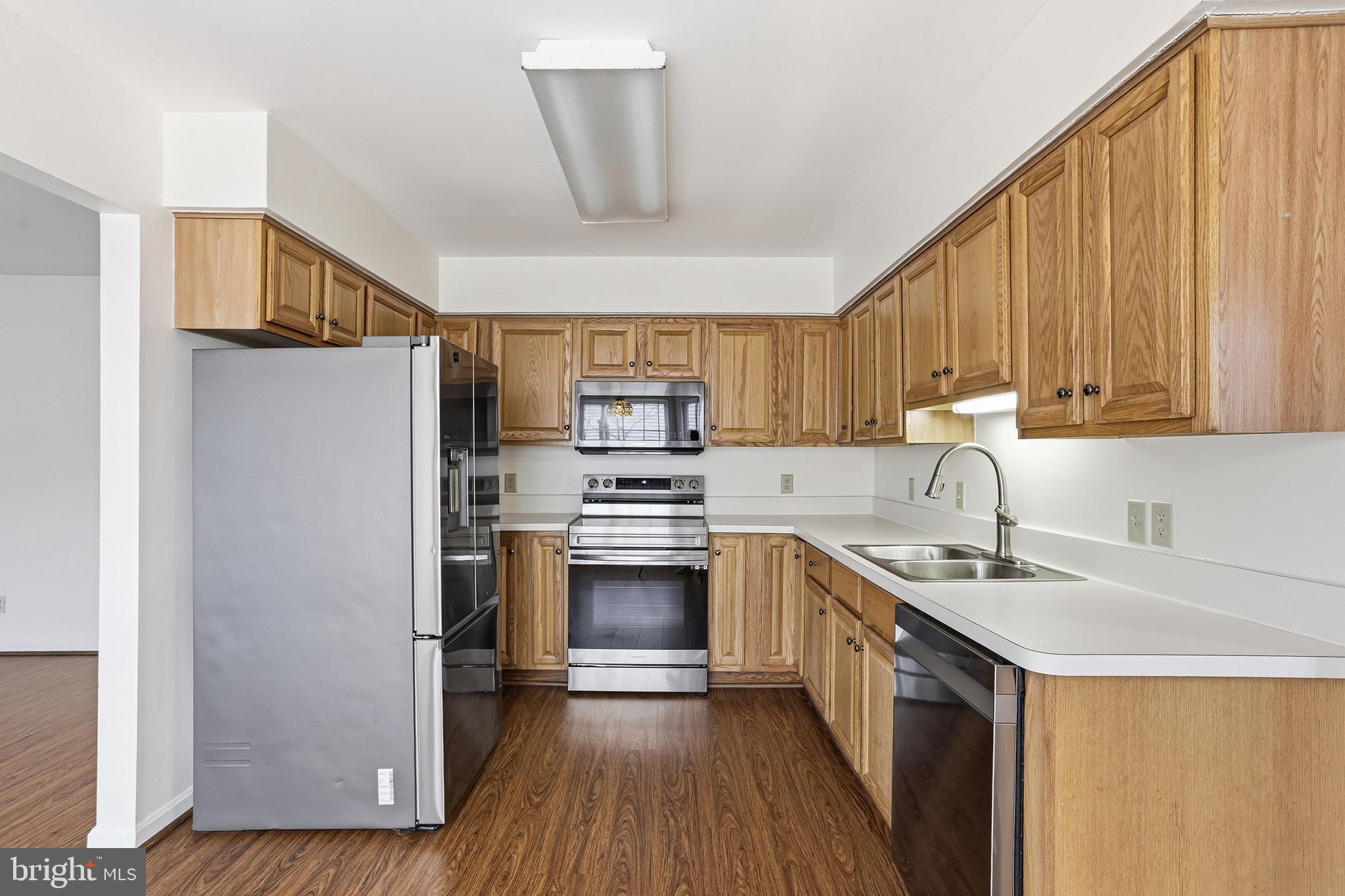 QUEEN'S MILL - Residential