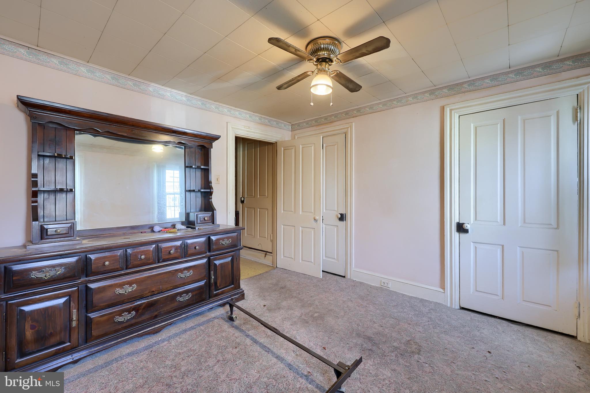 STADIUM DISTRICT - Residential