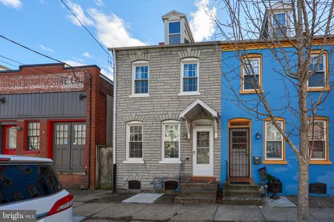 14 W NEW STREET LANCASTER PA 17603