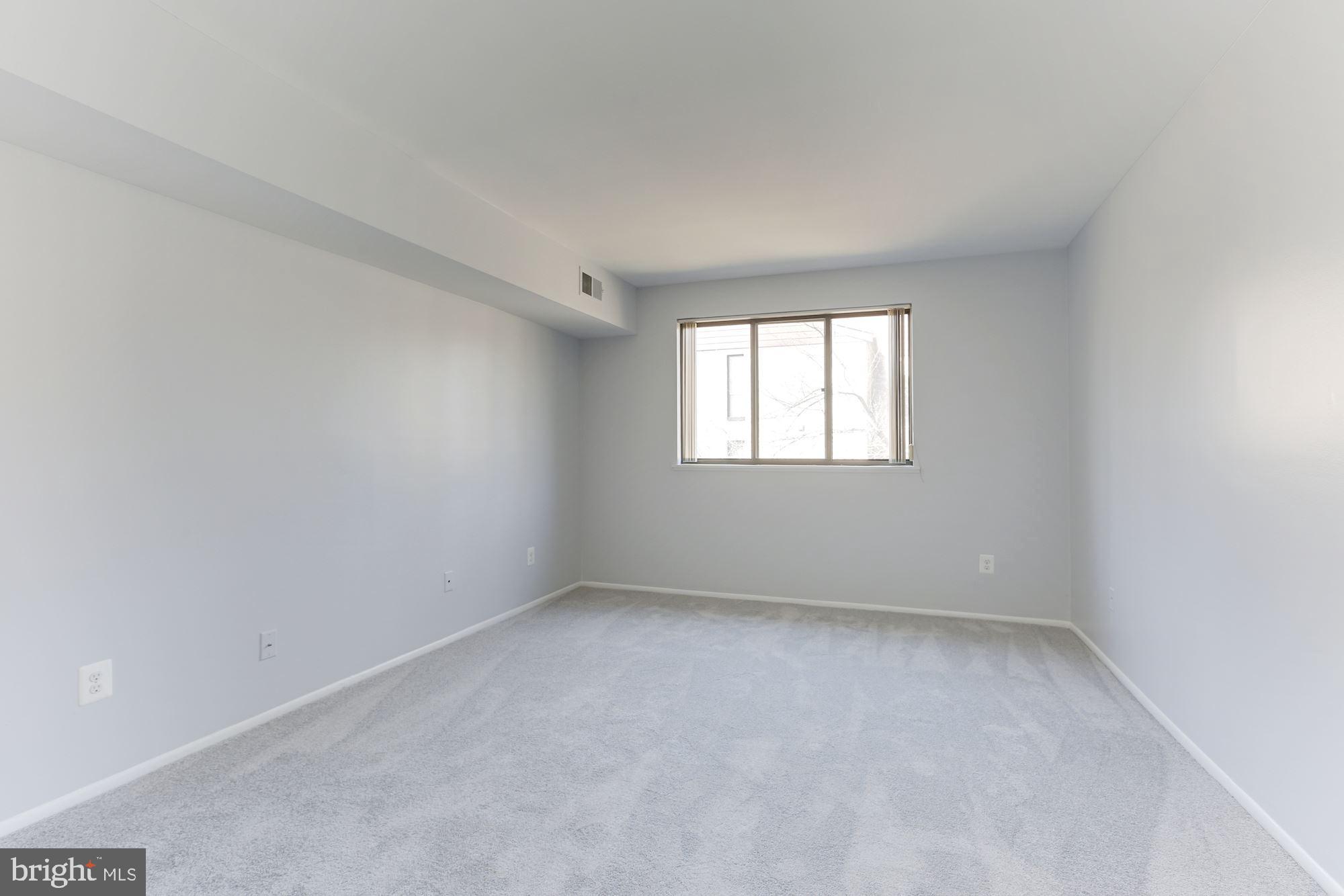 SOUTHGATE - Residential