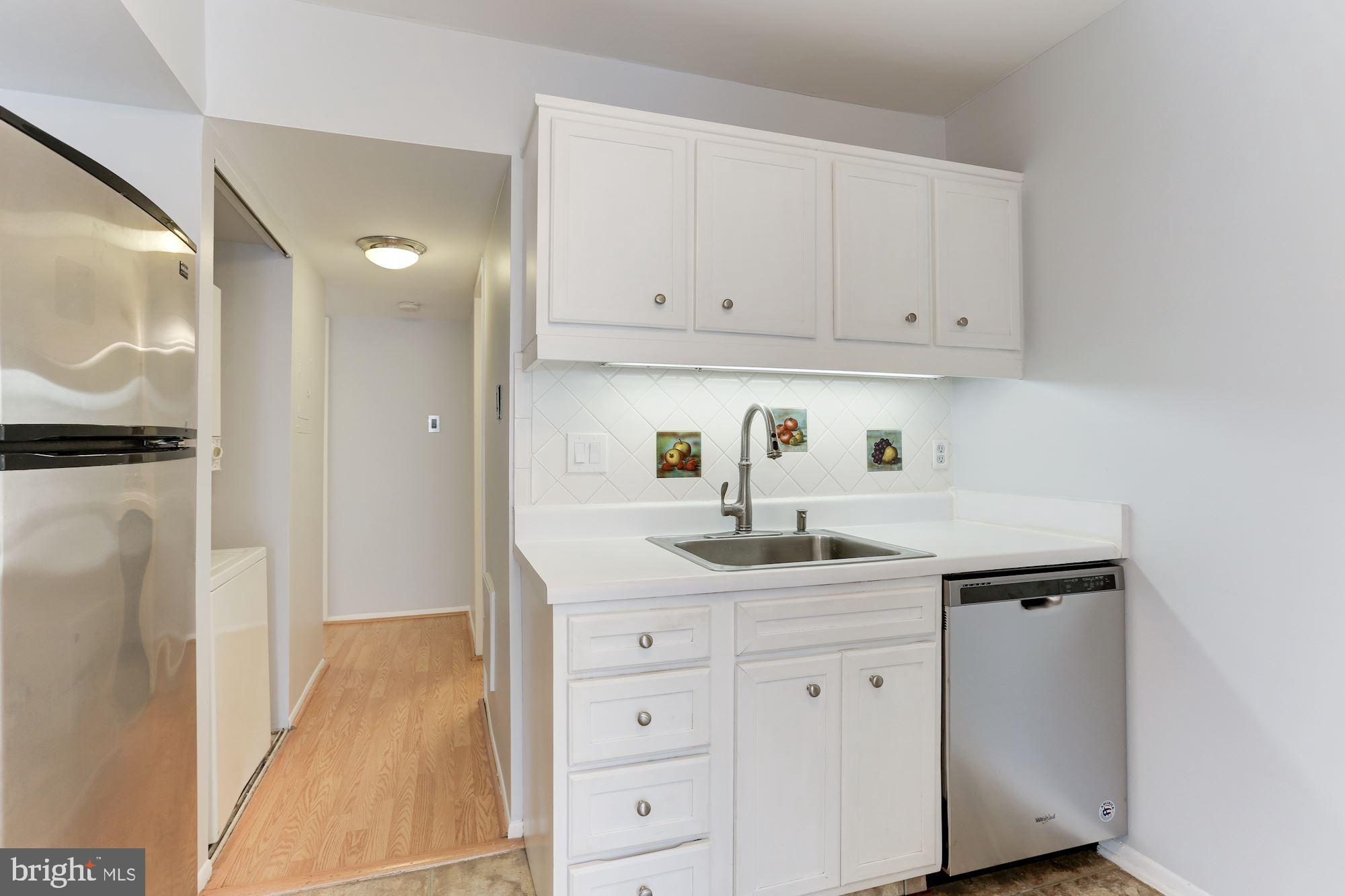 SOUTHGATE - Residential