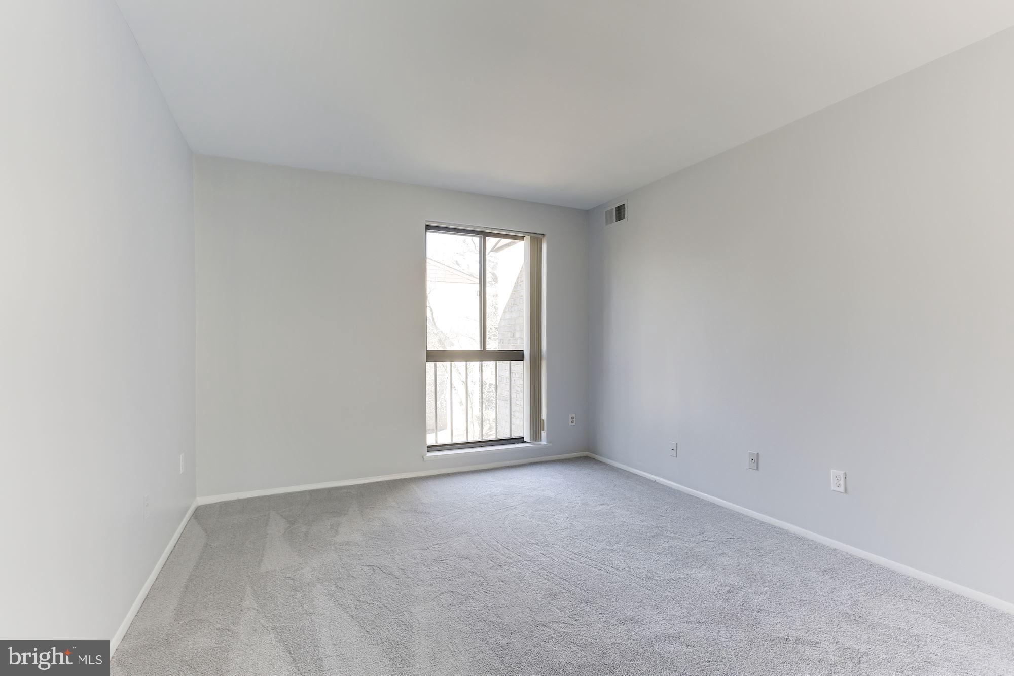 SOUTHGATE - Residential