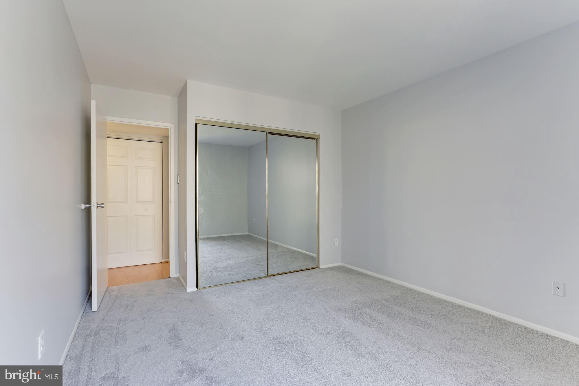 SOUTHGATE - Residential