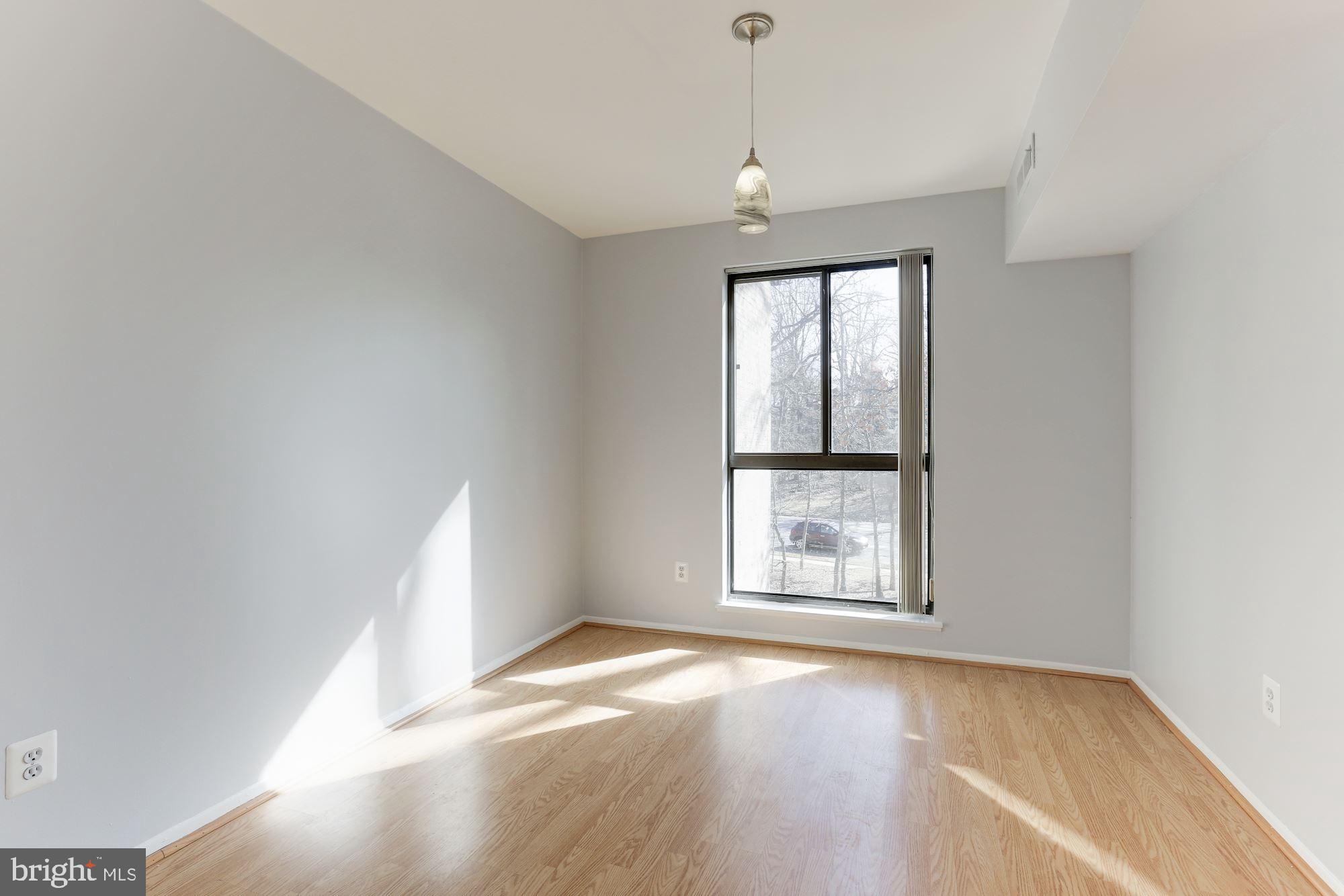 SOUTHGATE - Residential