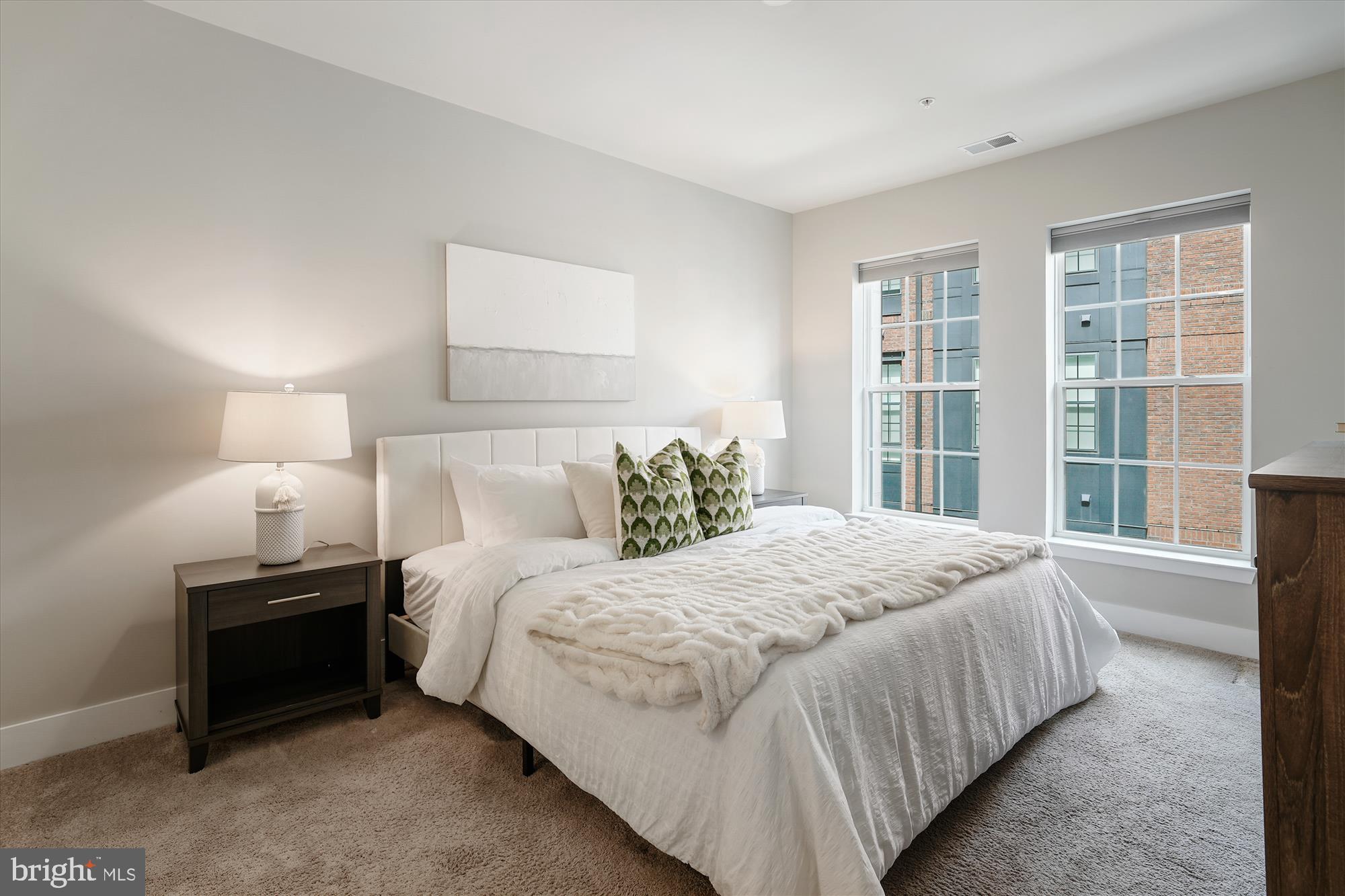 CROWN FARM - Residential