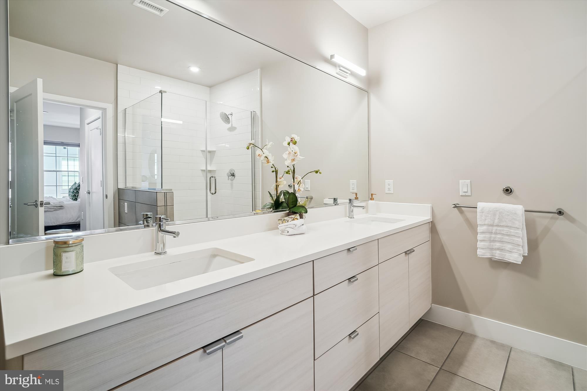 CROWN FARM - Residential