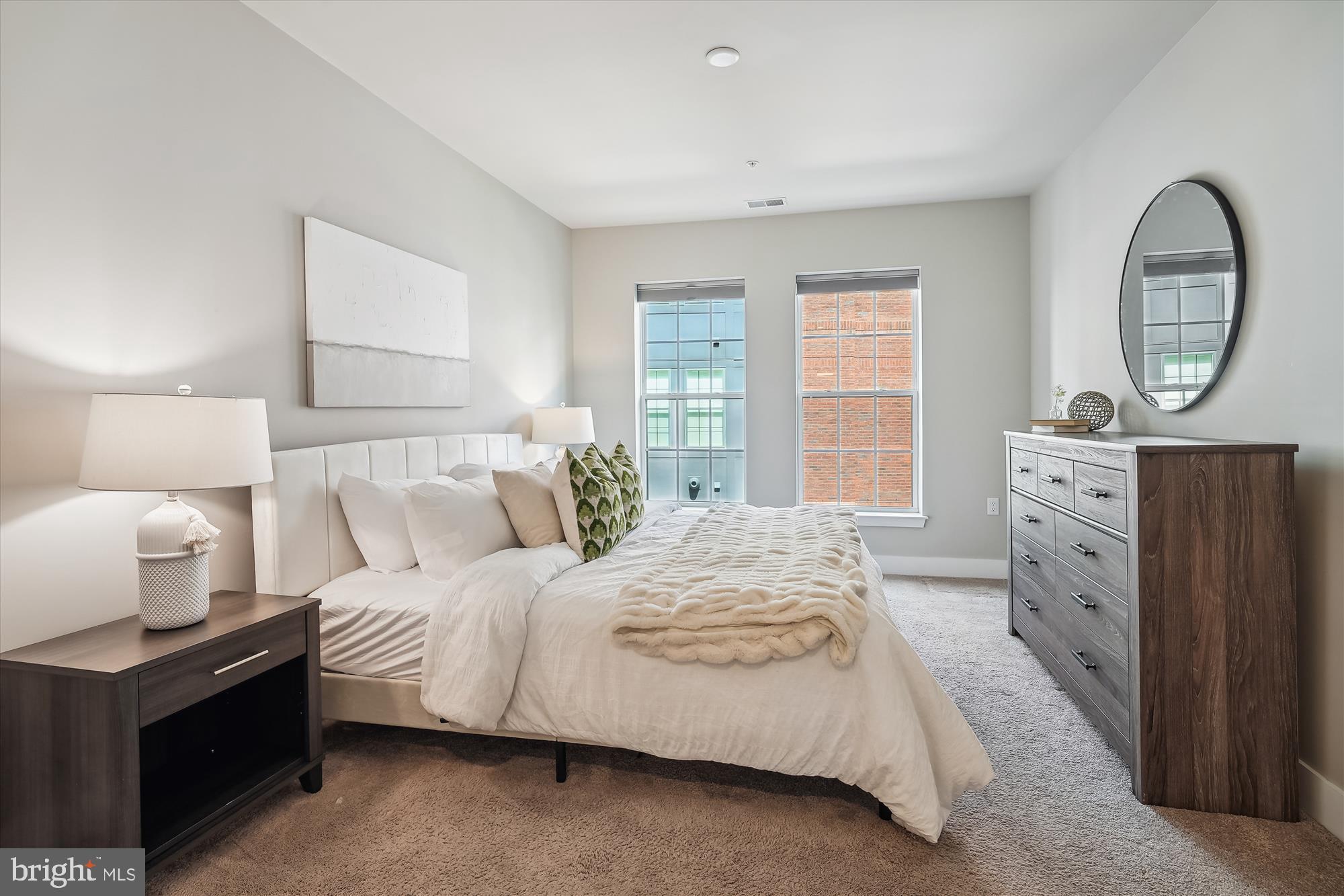 CROWN FARM - Residential