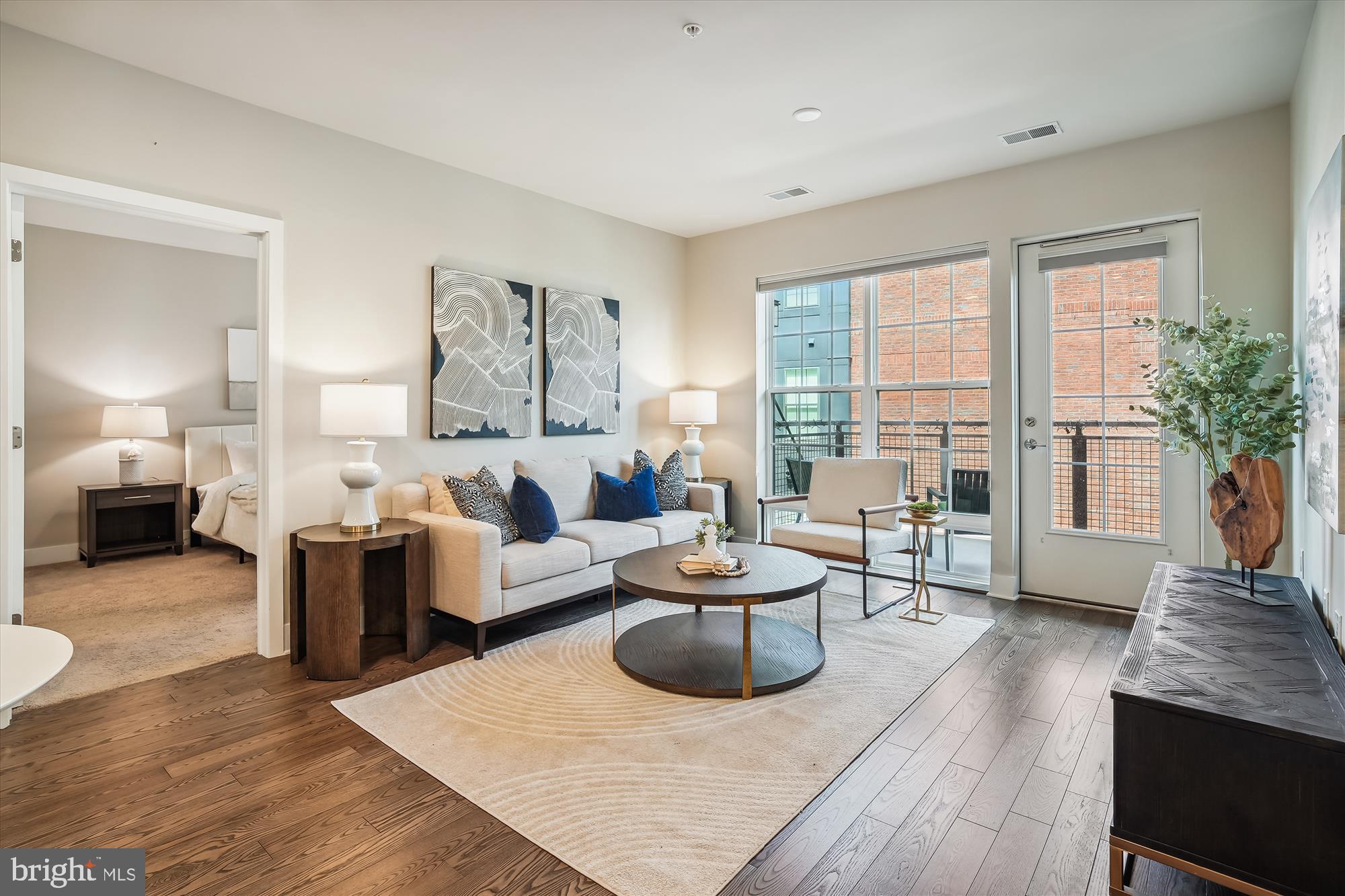 CROWN FARM - Residential