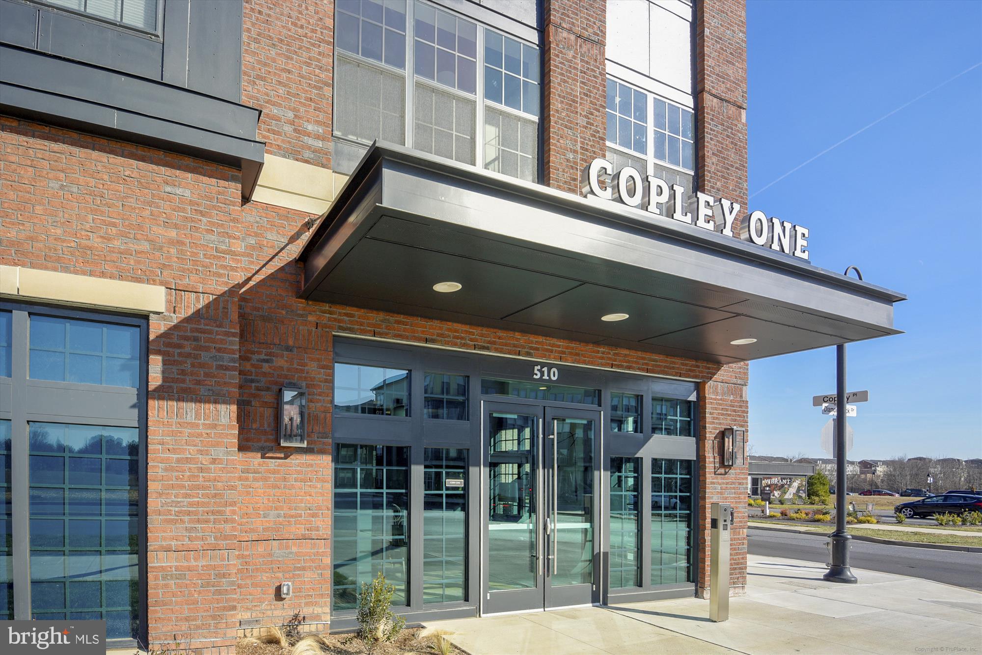 CROWN FARM - Residential