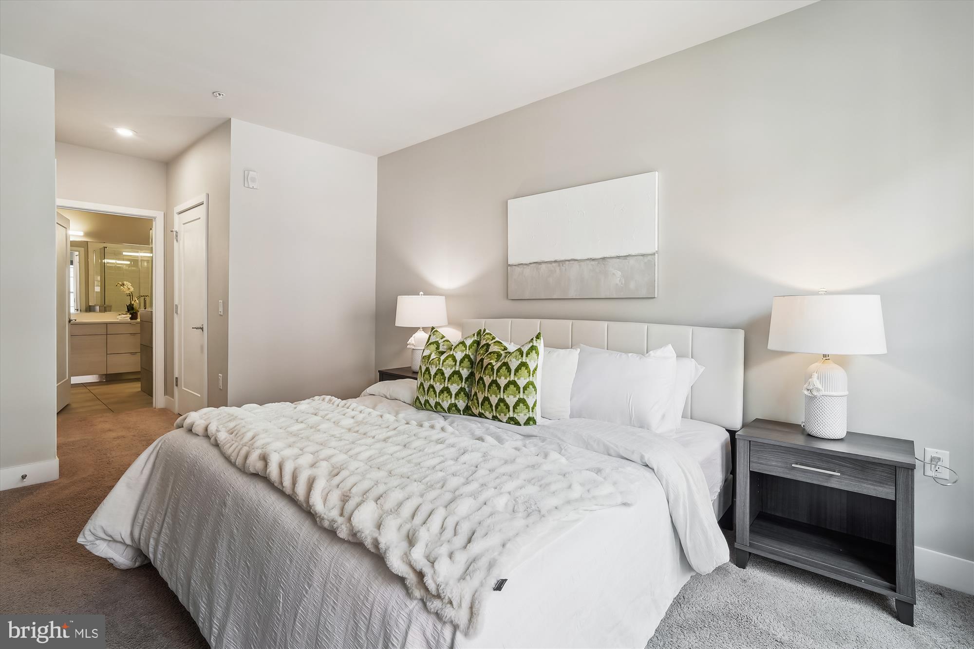 CROWN FARM - Residential