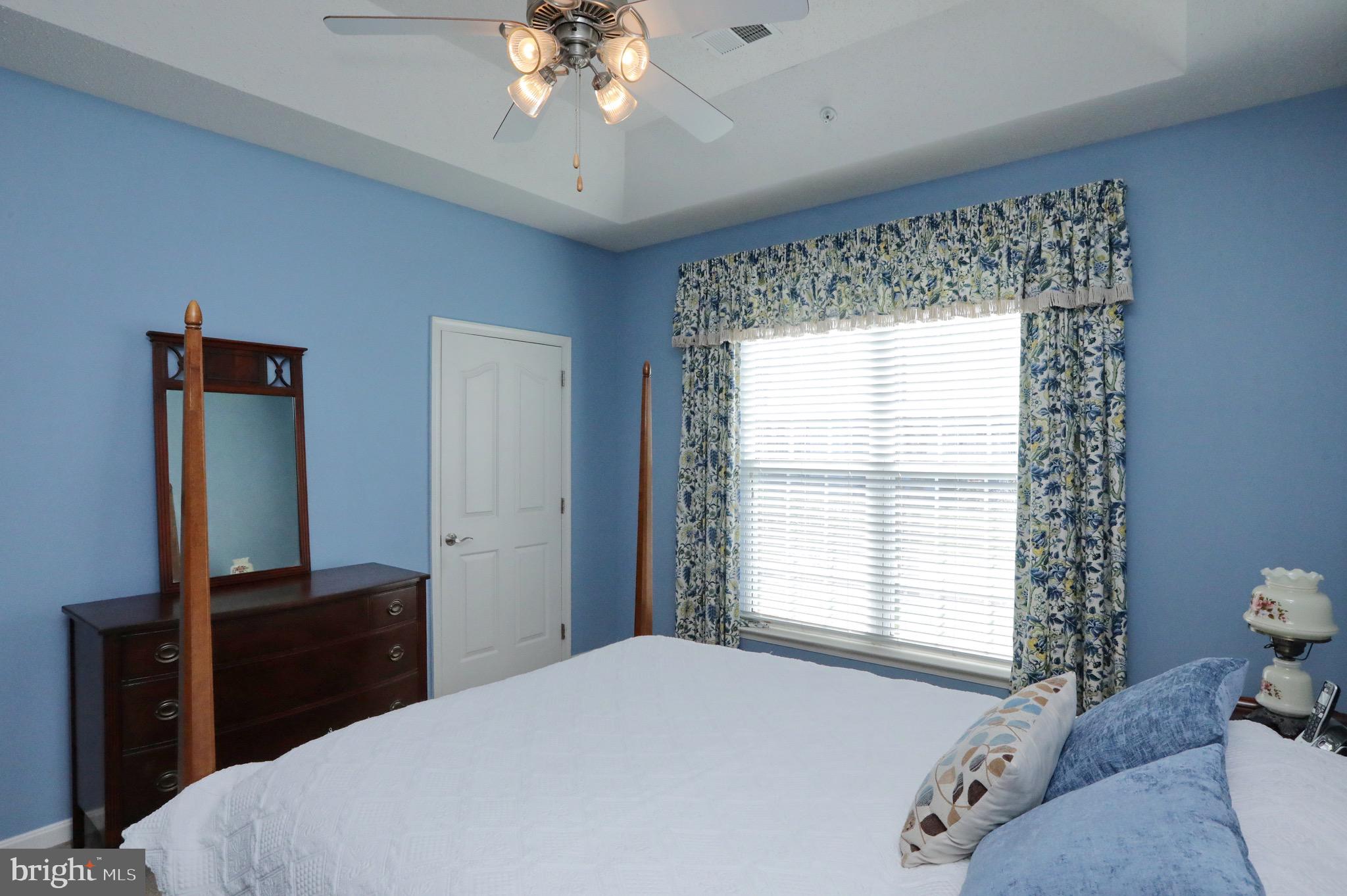 HAWTHORNE GREENE - Residential