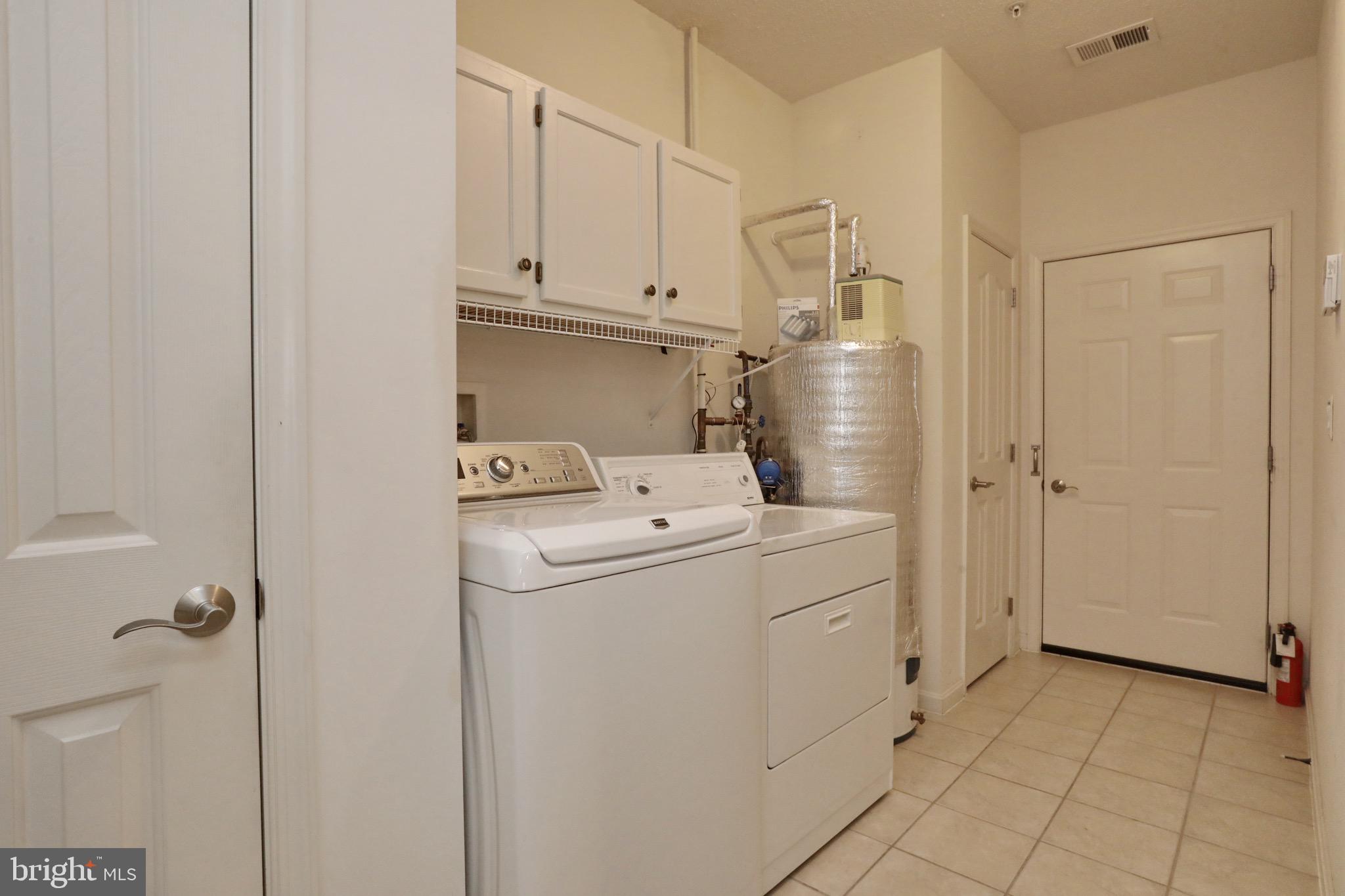 HAWTHORNE GREENE - Residential