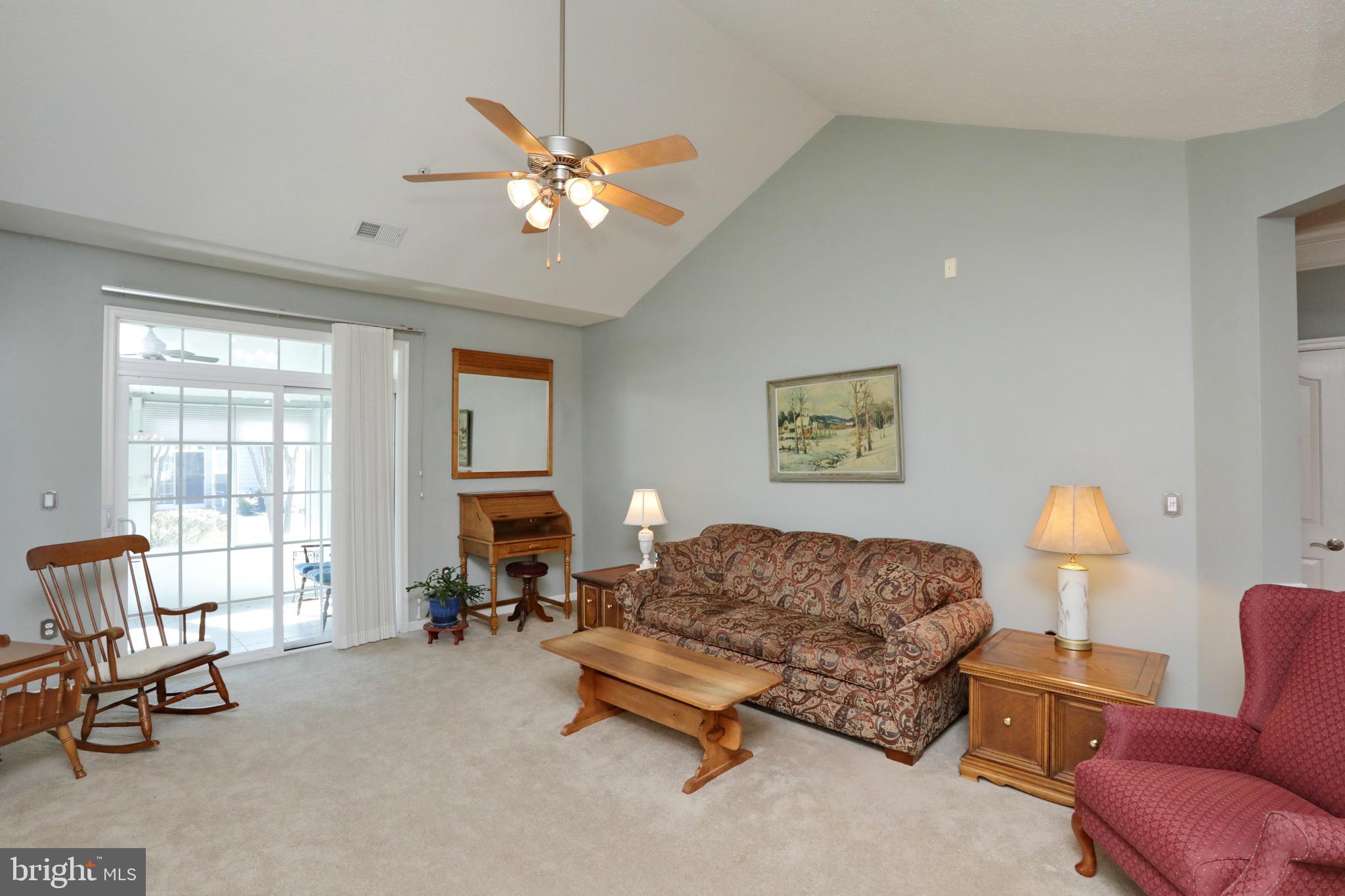 HAWTHORNE GREENE - Residential