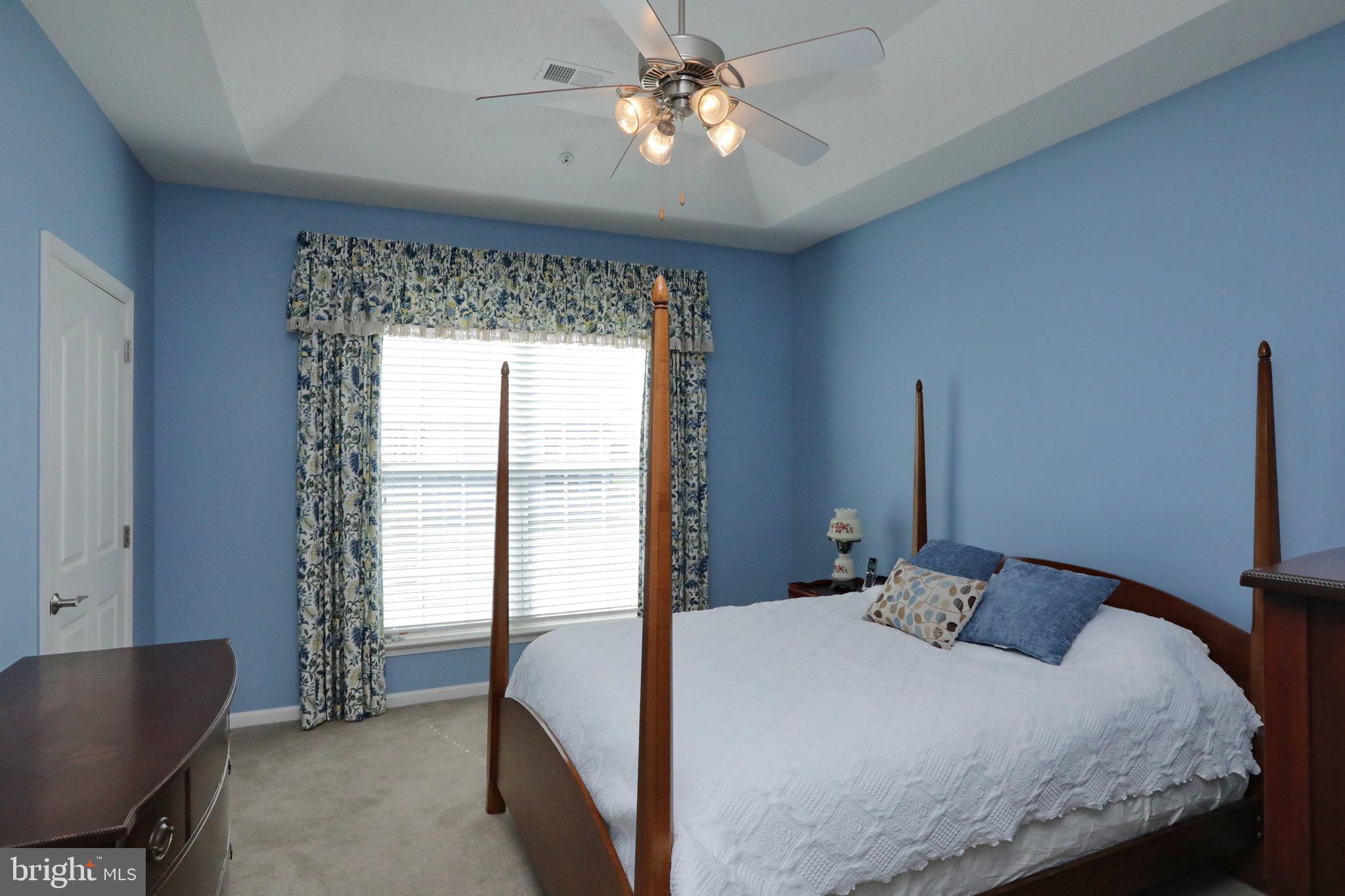 HAWTHORNE GREENE - Residential