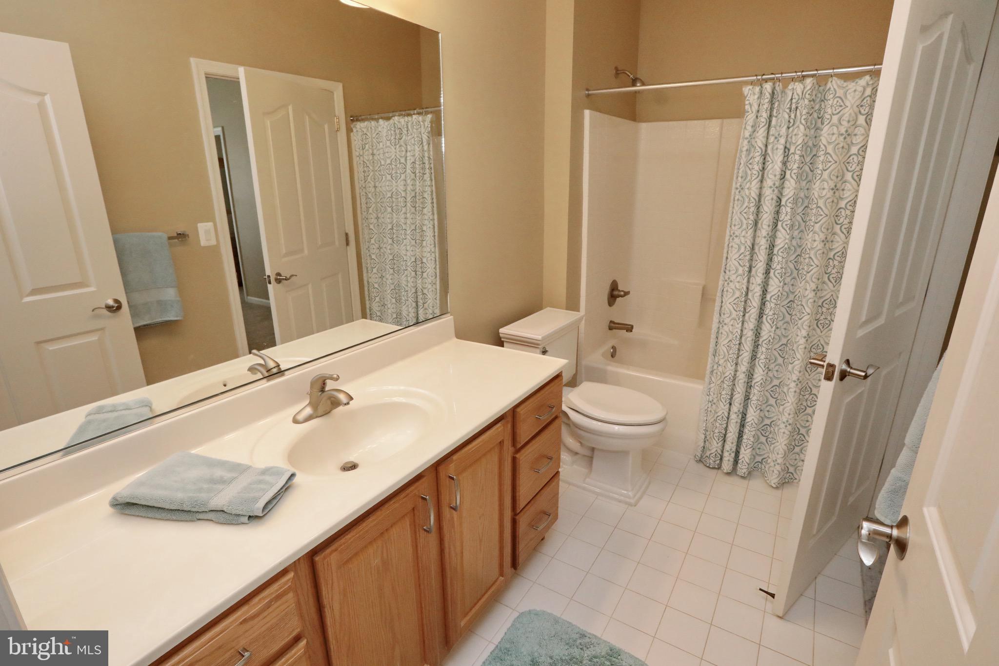 HAWTHORNE GREENE - Residential