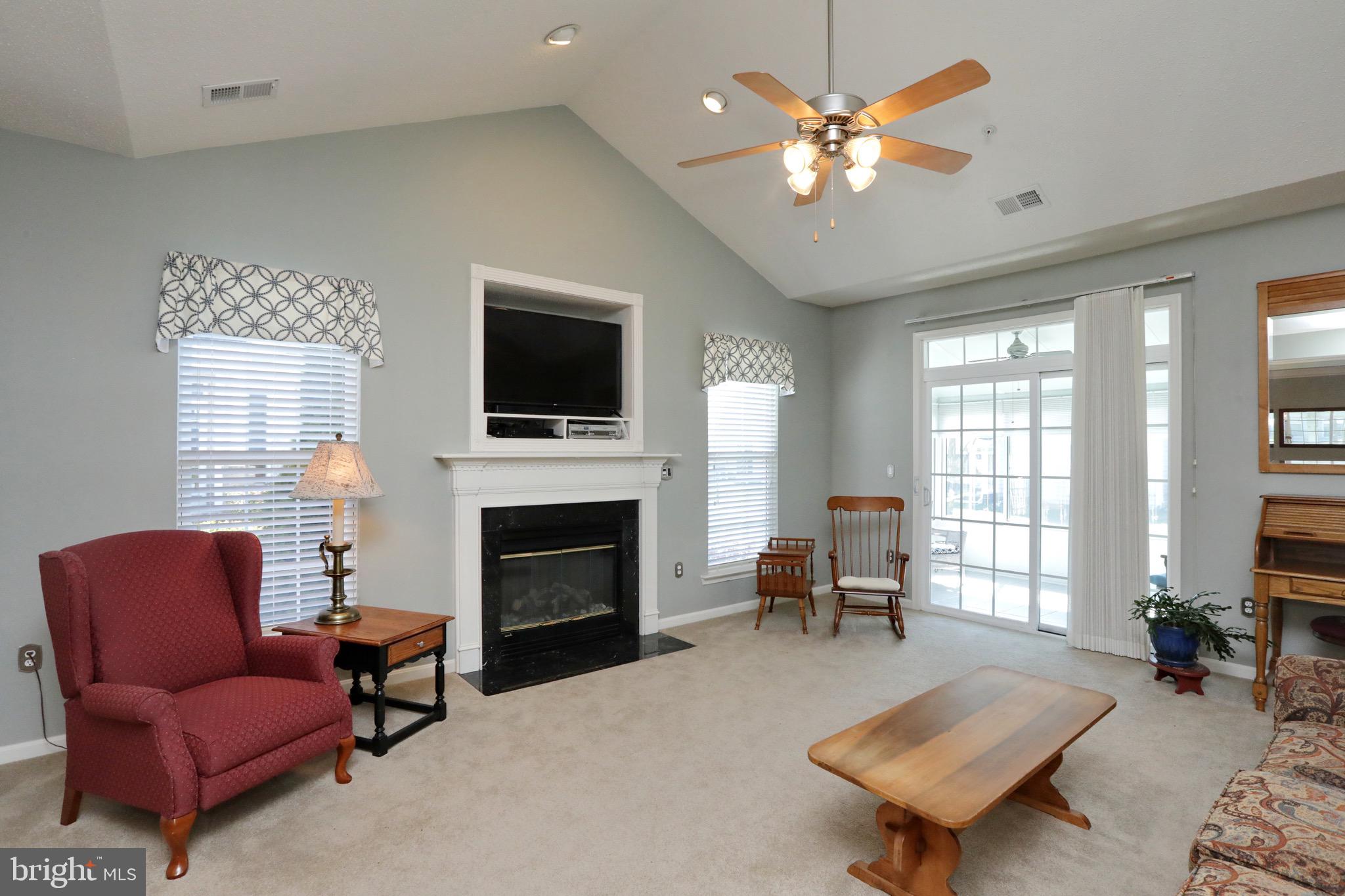 HAWTHORNE GREENE - Residential