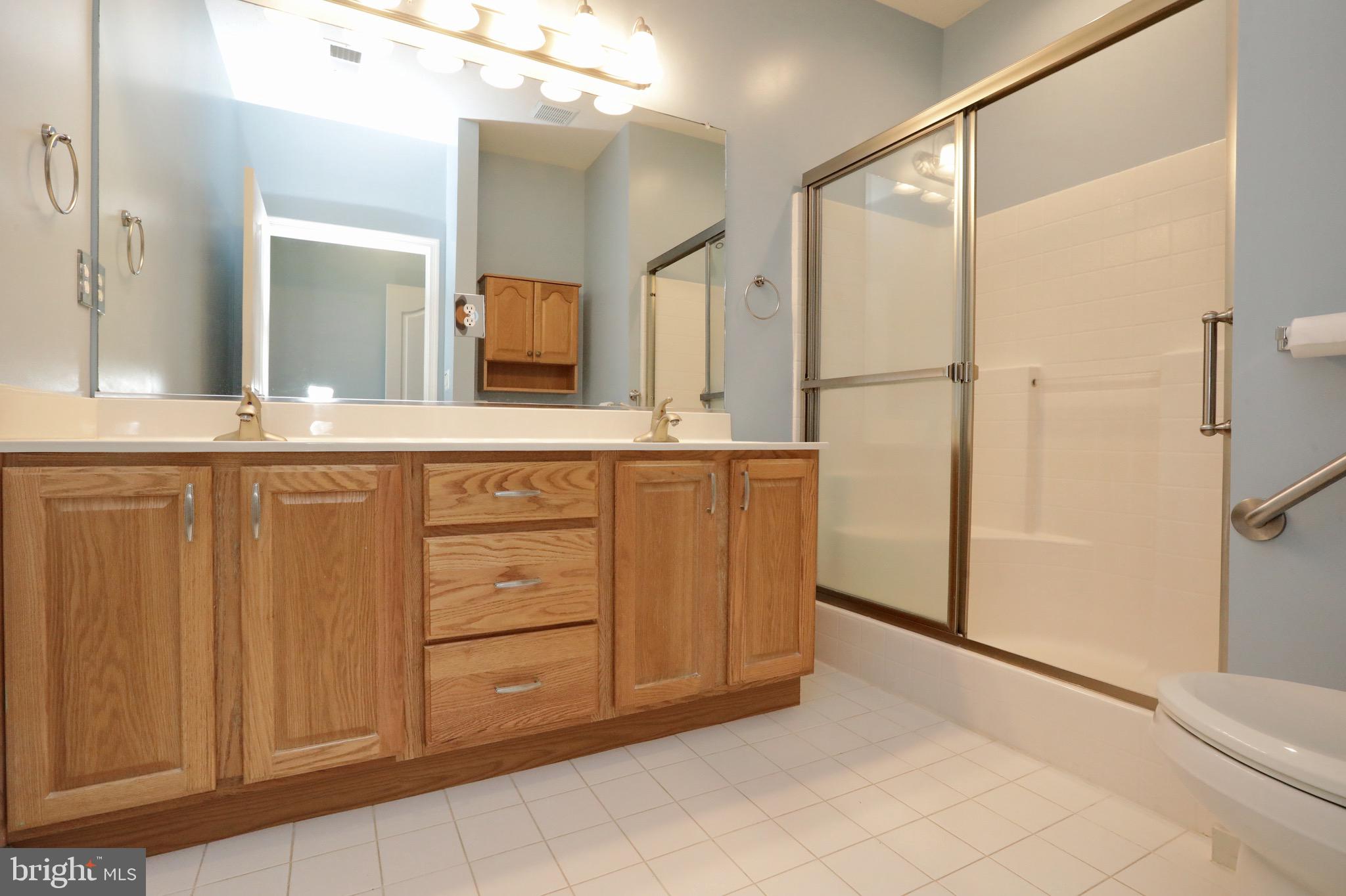 HAWTHORNE GREENE - Residential