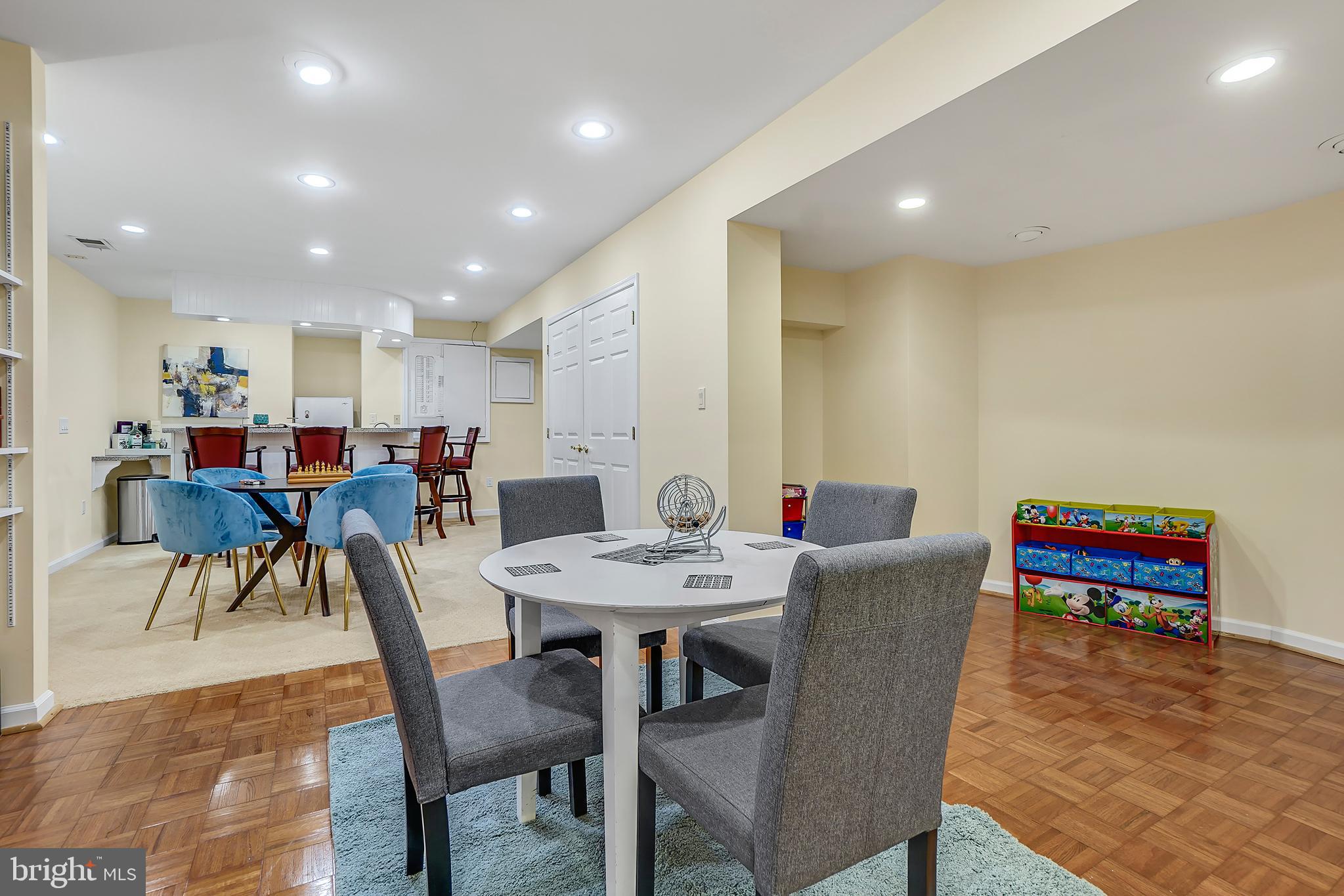 MIDDLETON TWO - Residential