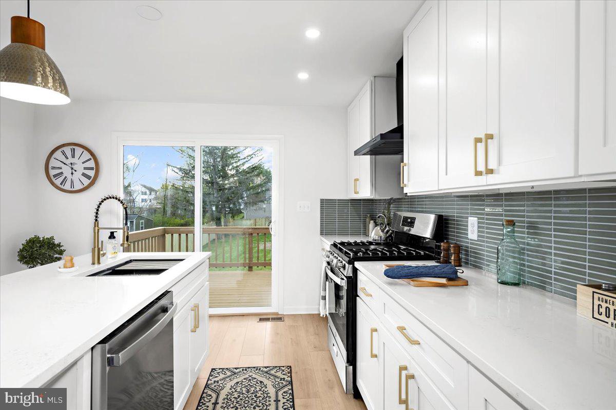 CARNEY VIEW - Residential