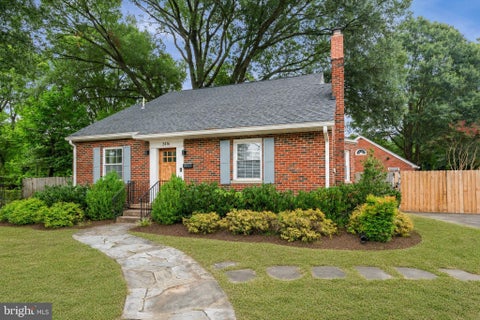 Photo of 3416 Memorial Street, ALEXANDRIA, VA 22306 (MLS # VAFX2336954)