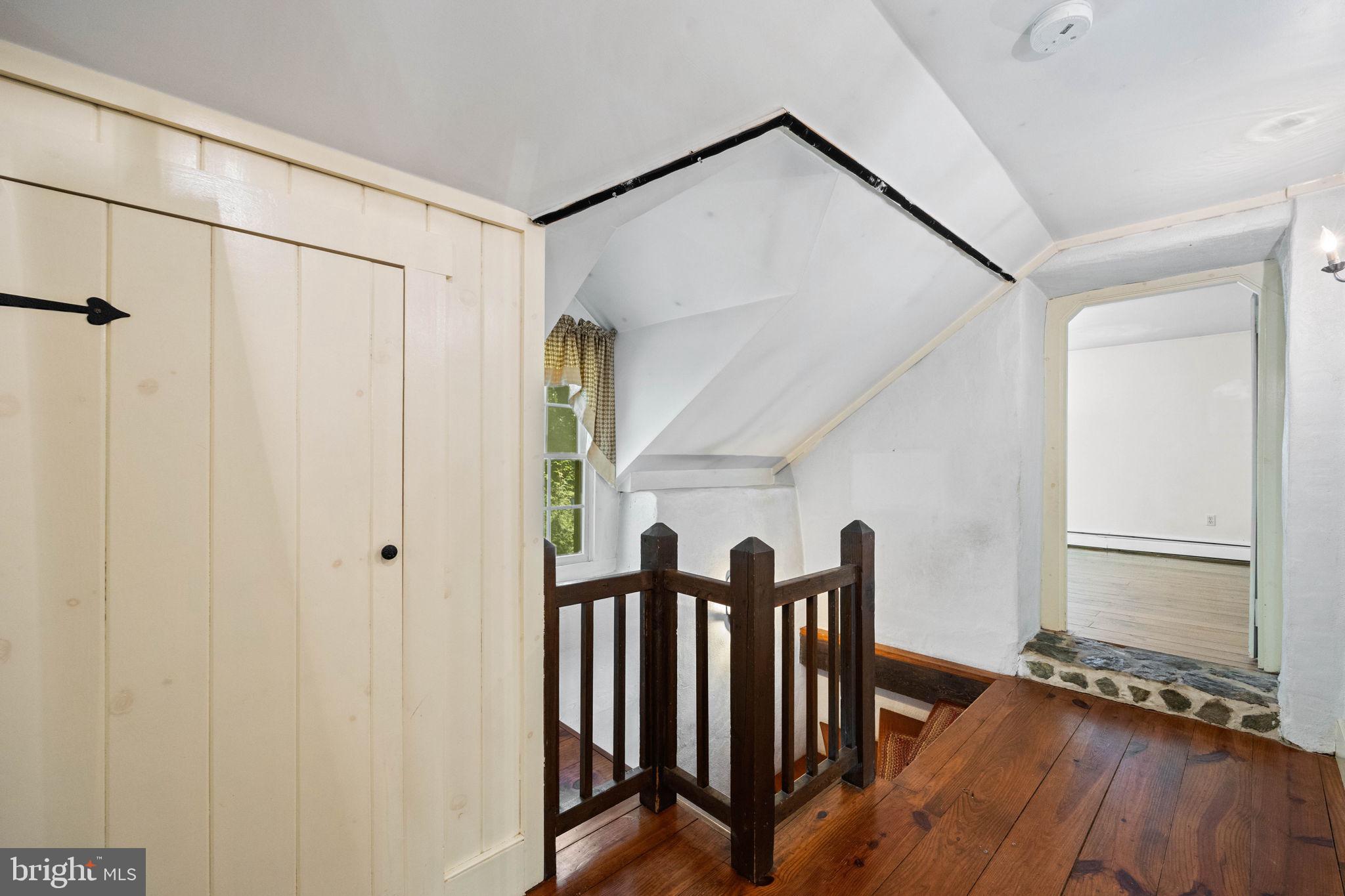 MOUNT VERNON - Residential