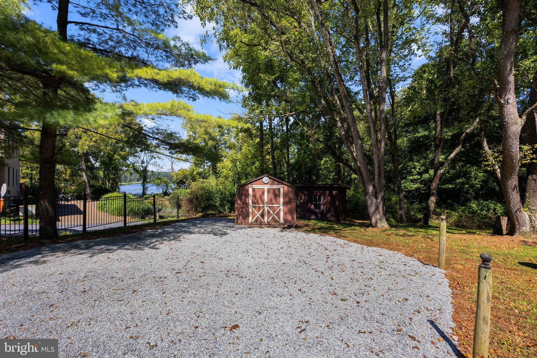 MOUNT VERNON - Residential