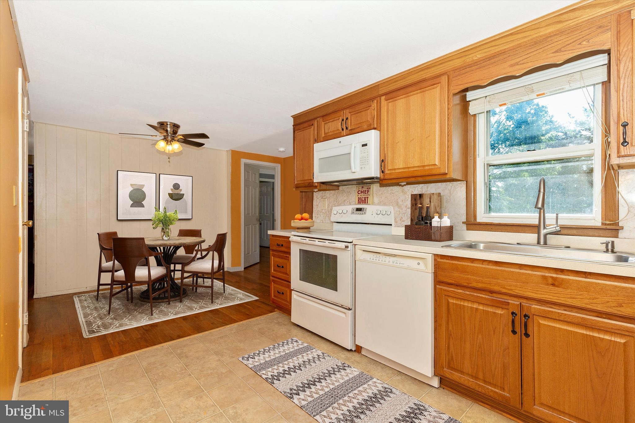 FORD ROAD ACRES - Residential