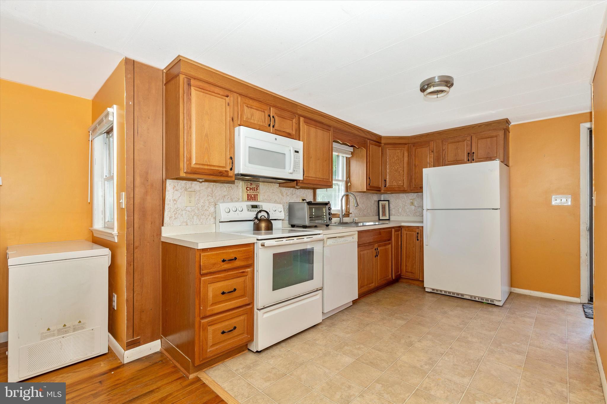 FORD ROAD ACRES - Residential