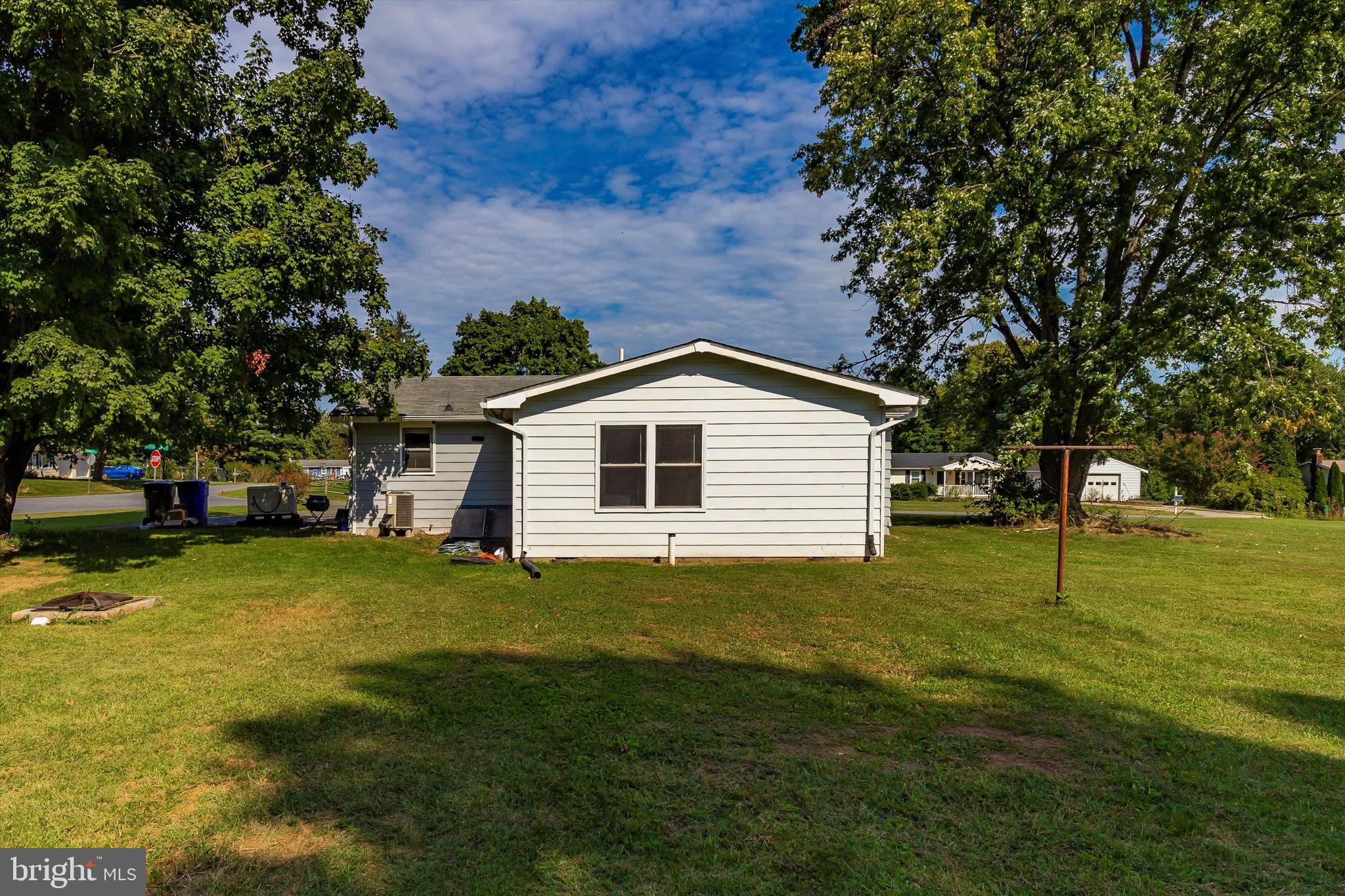 FORD ROAD ACRES - Residential