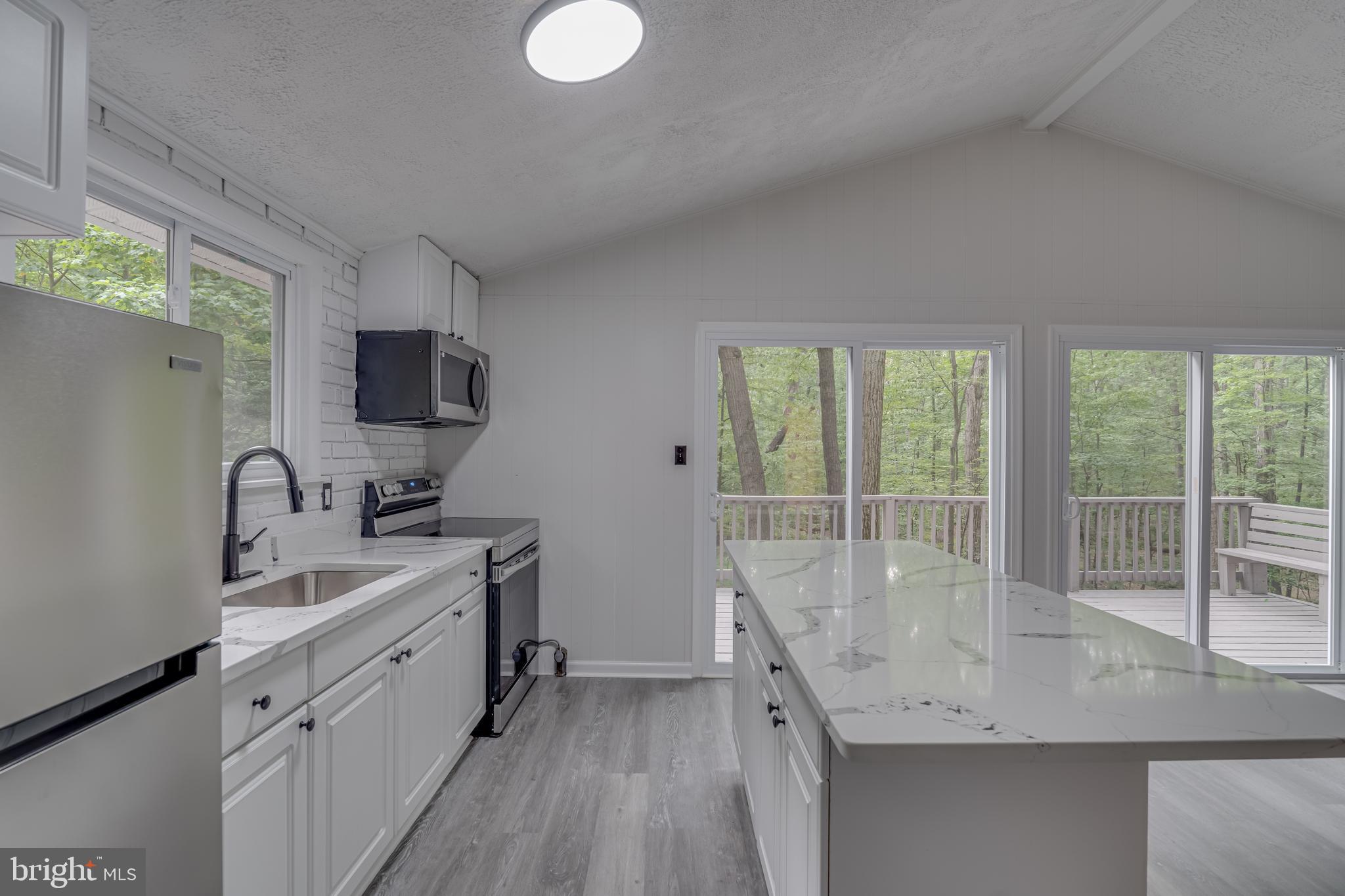 THE WOODS RESORT - Residential