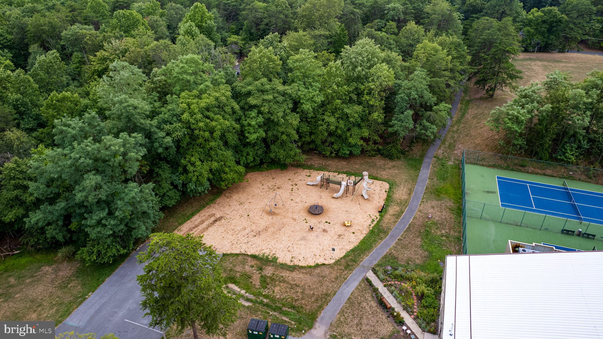 THE WOODS RESORT - Residential