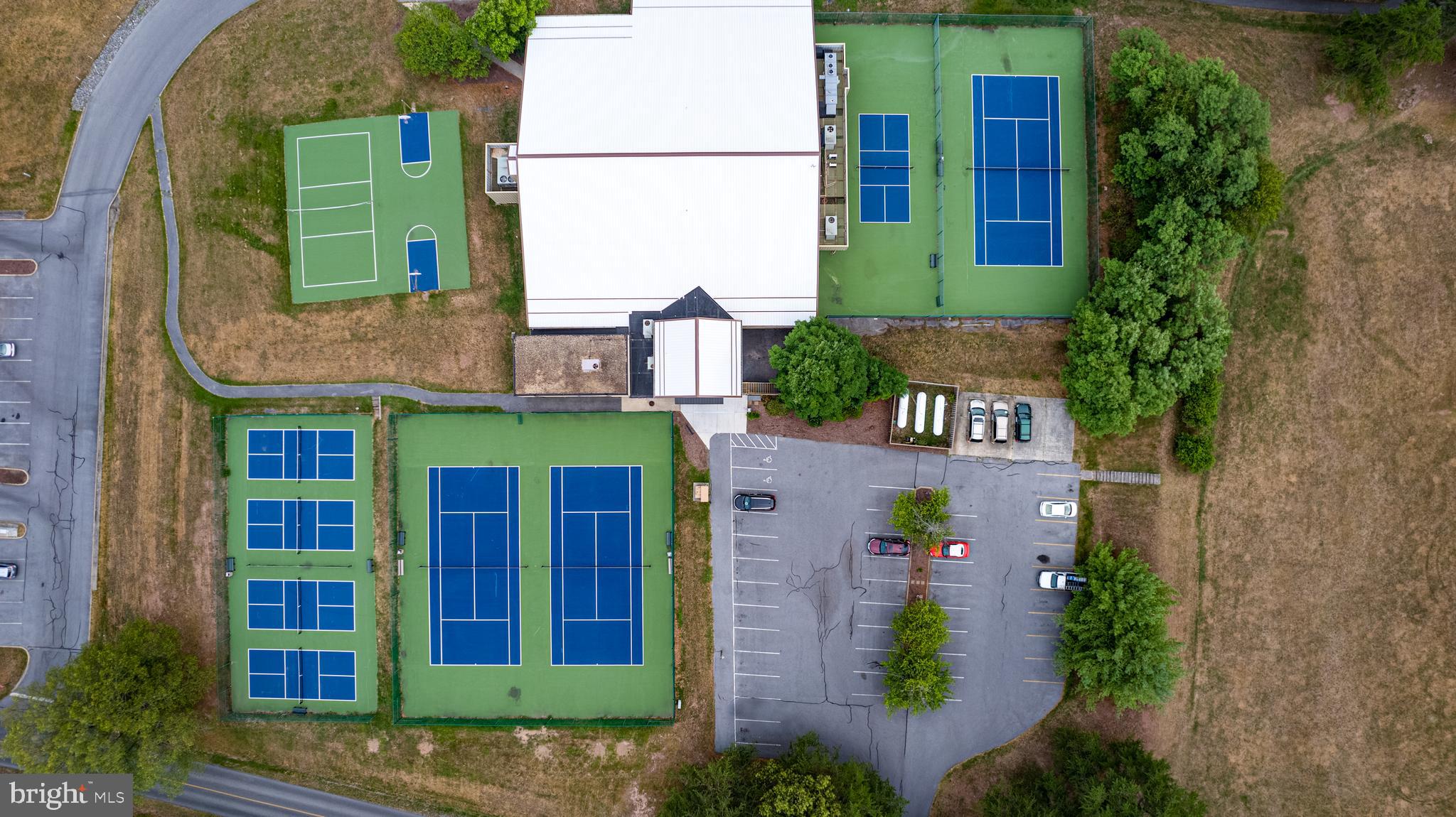 THE WOODS RESORT - Residential