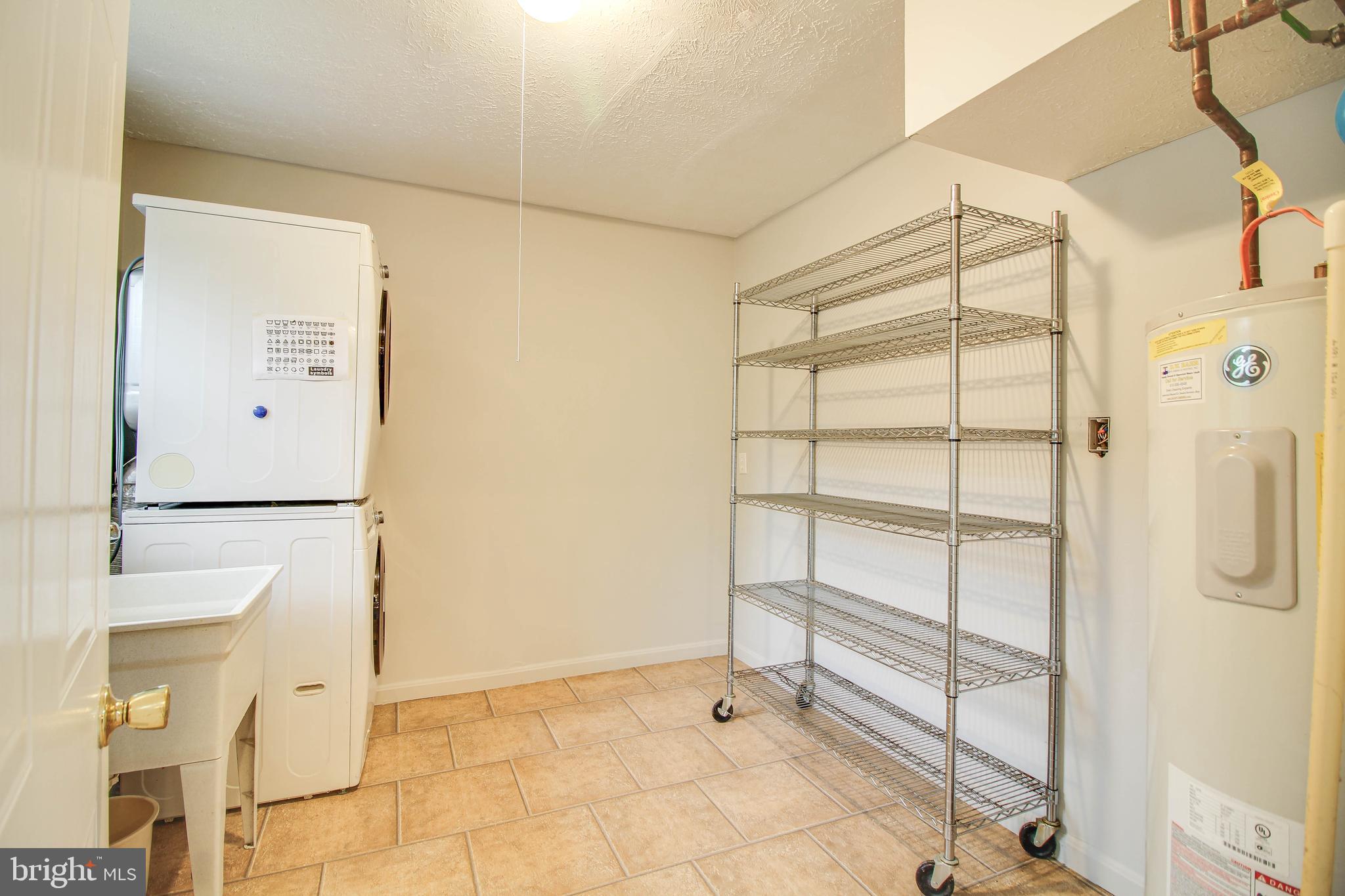 NEW CUT FARMS - Residential