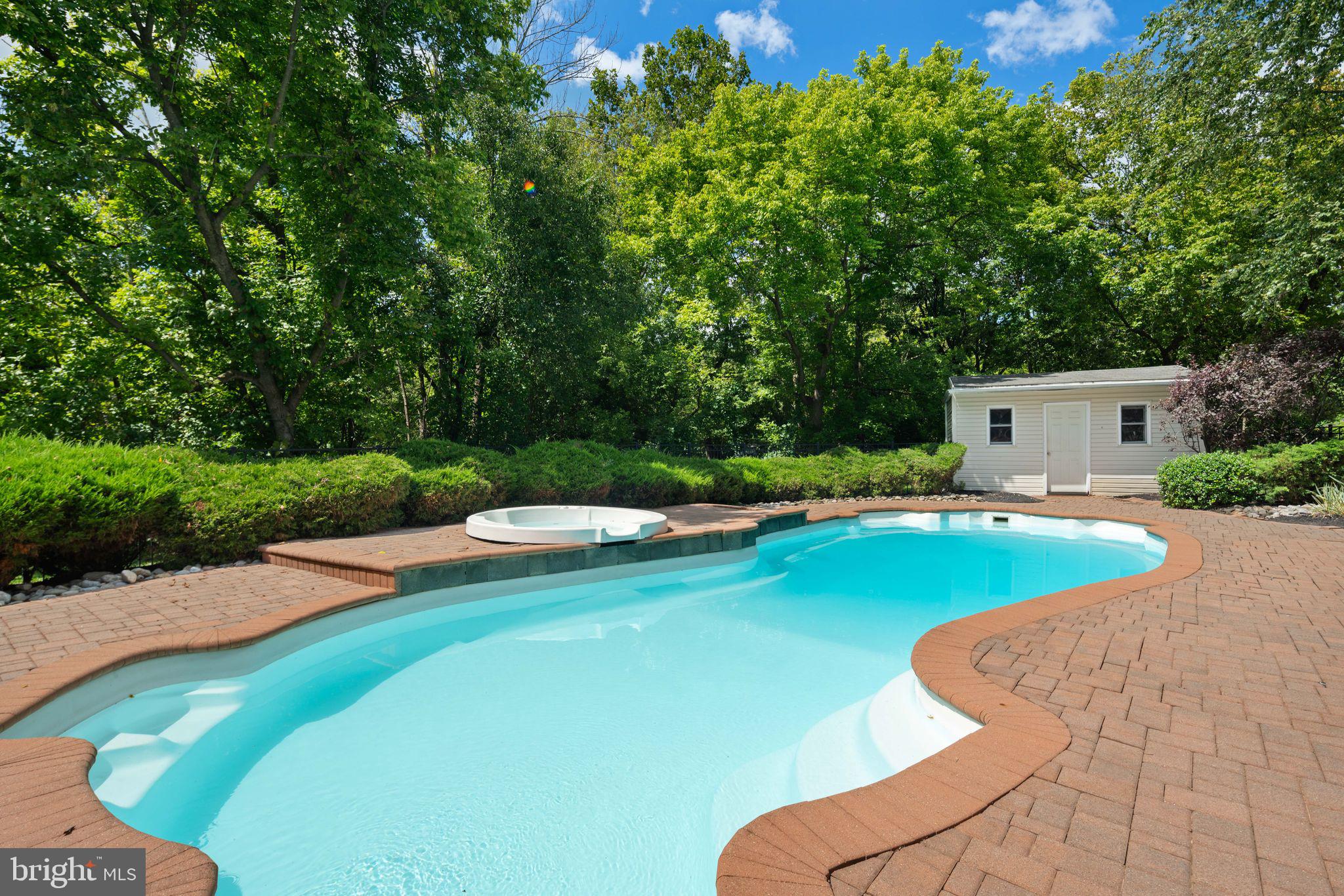 PROVIDENCE CROSSIN - Residential