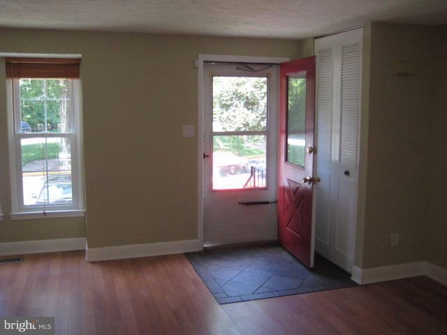 LONDON COMMONS - Residential Lease